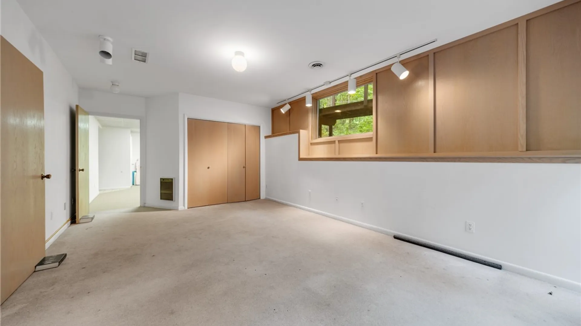 Property at 7271 Hertfordshire, Victor, NY 14564 41