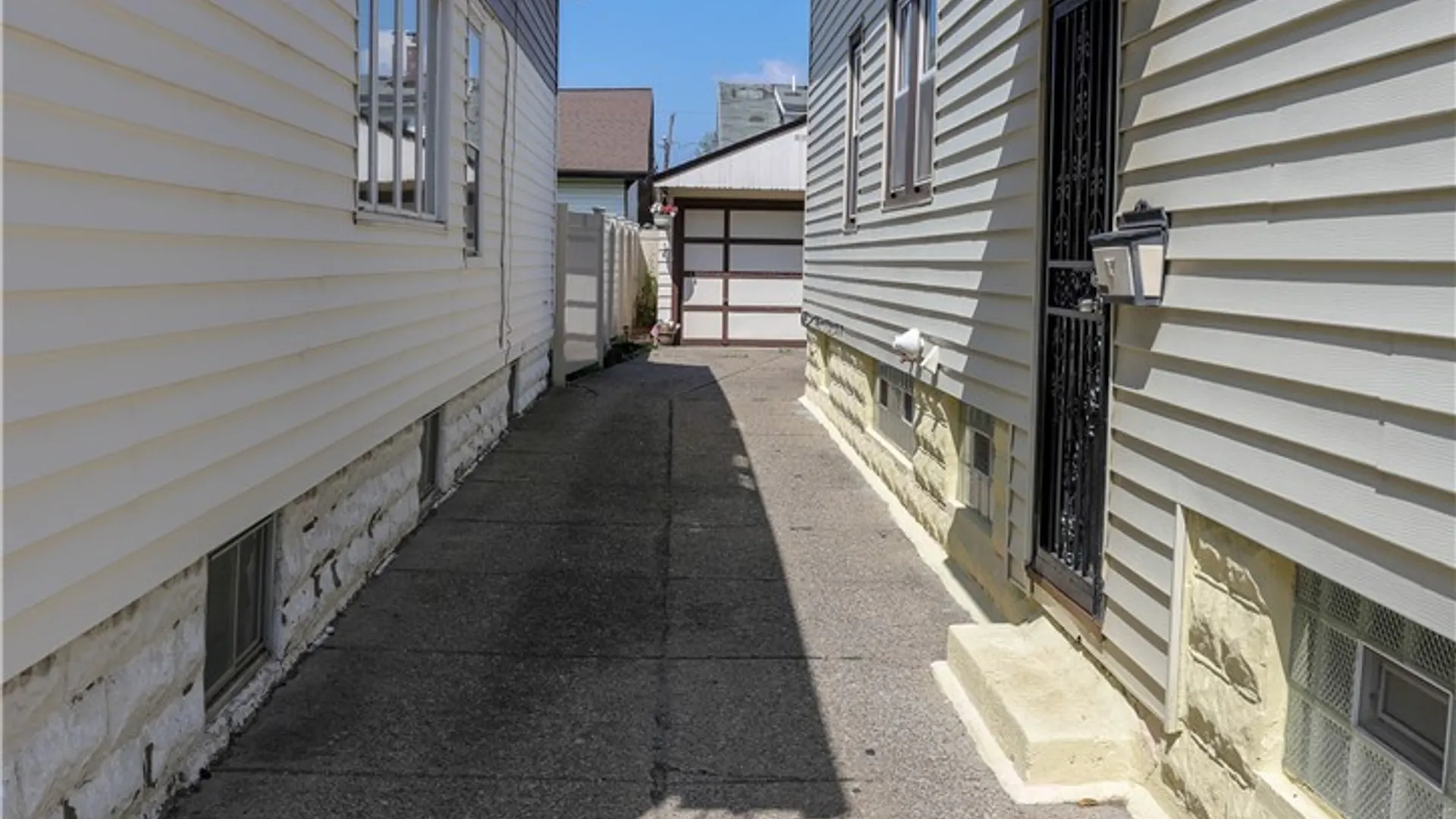 Property at 68 Hedwig Avenue, Cheektowaga, NY 14211 41