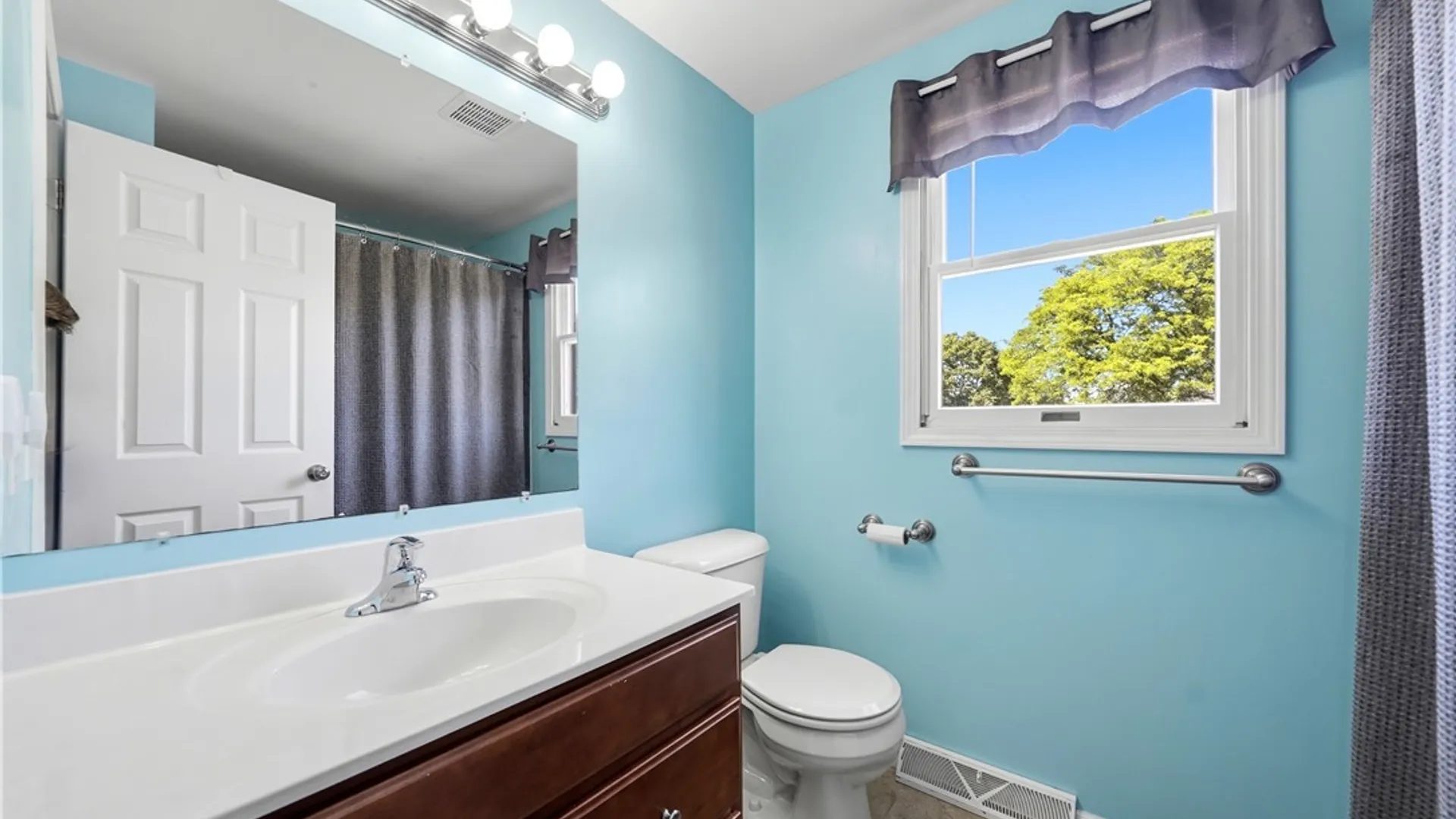 Property at 2487 Sylvan Place, Wheatfield, NY 14304 20