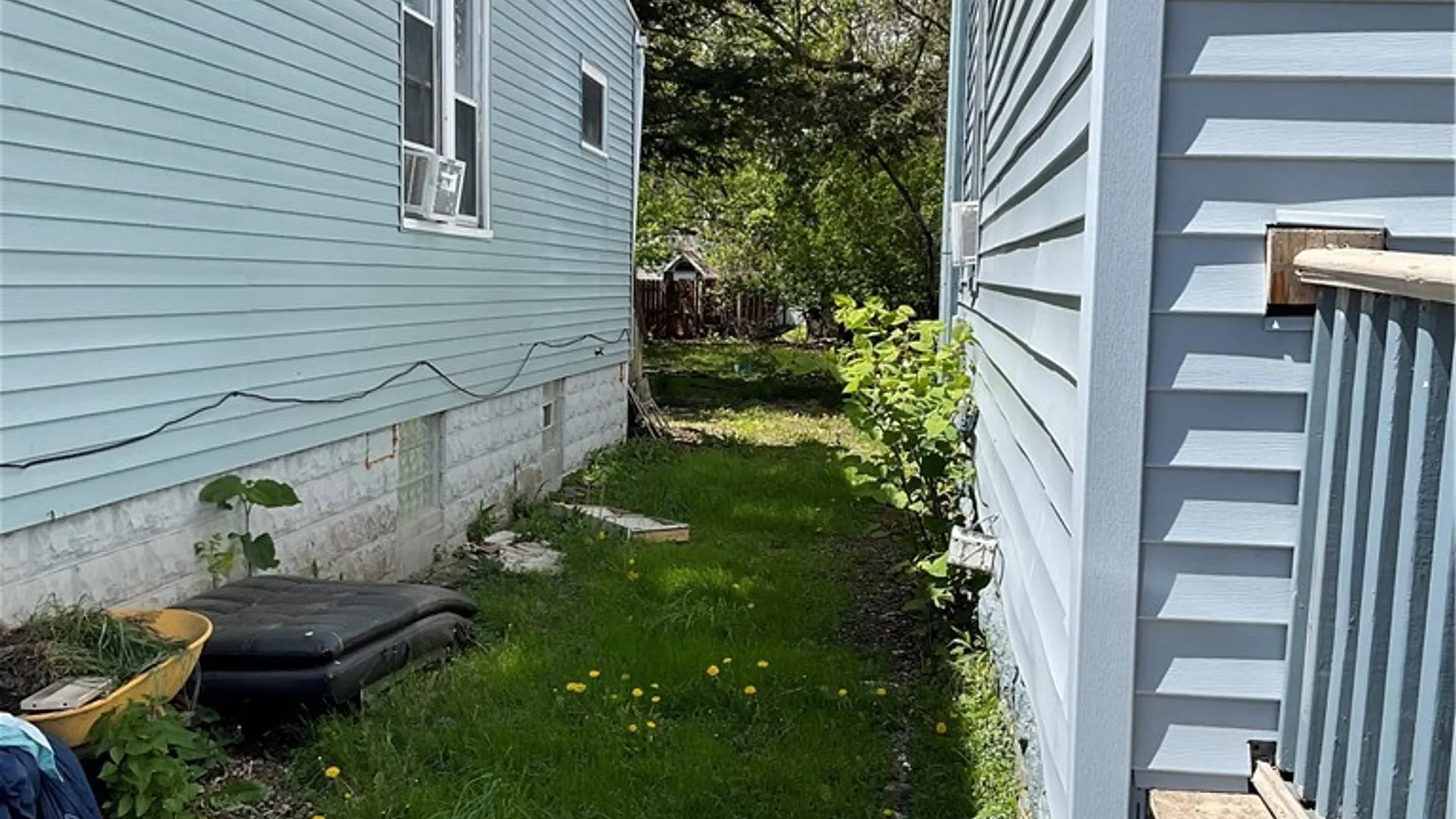 Property at 42 Princeton Place, Buffalo, NY 14210 2