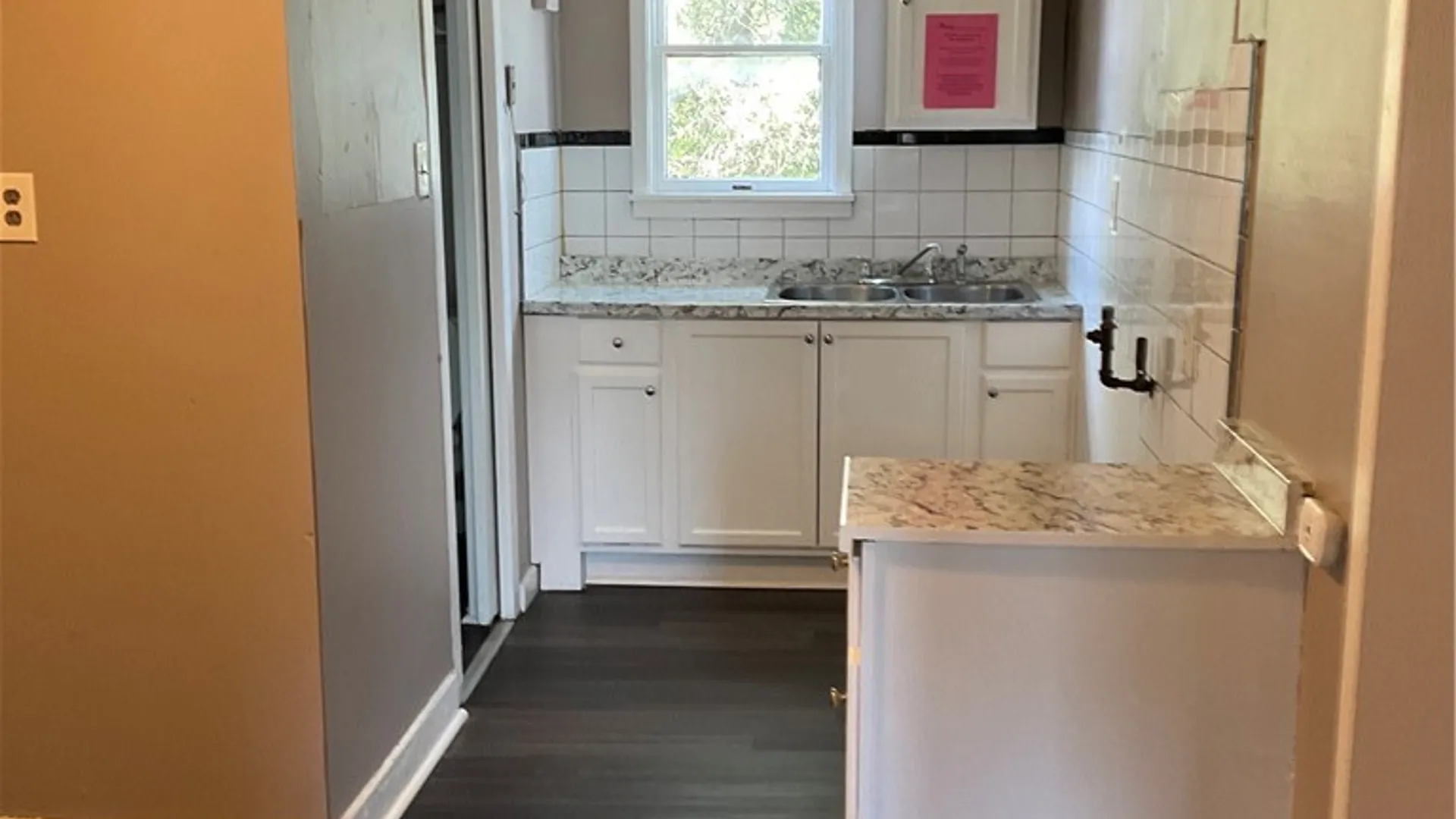 Property at 42 Princeton Place, Buffalo, NY 14210 4