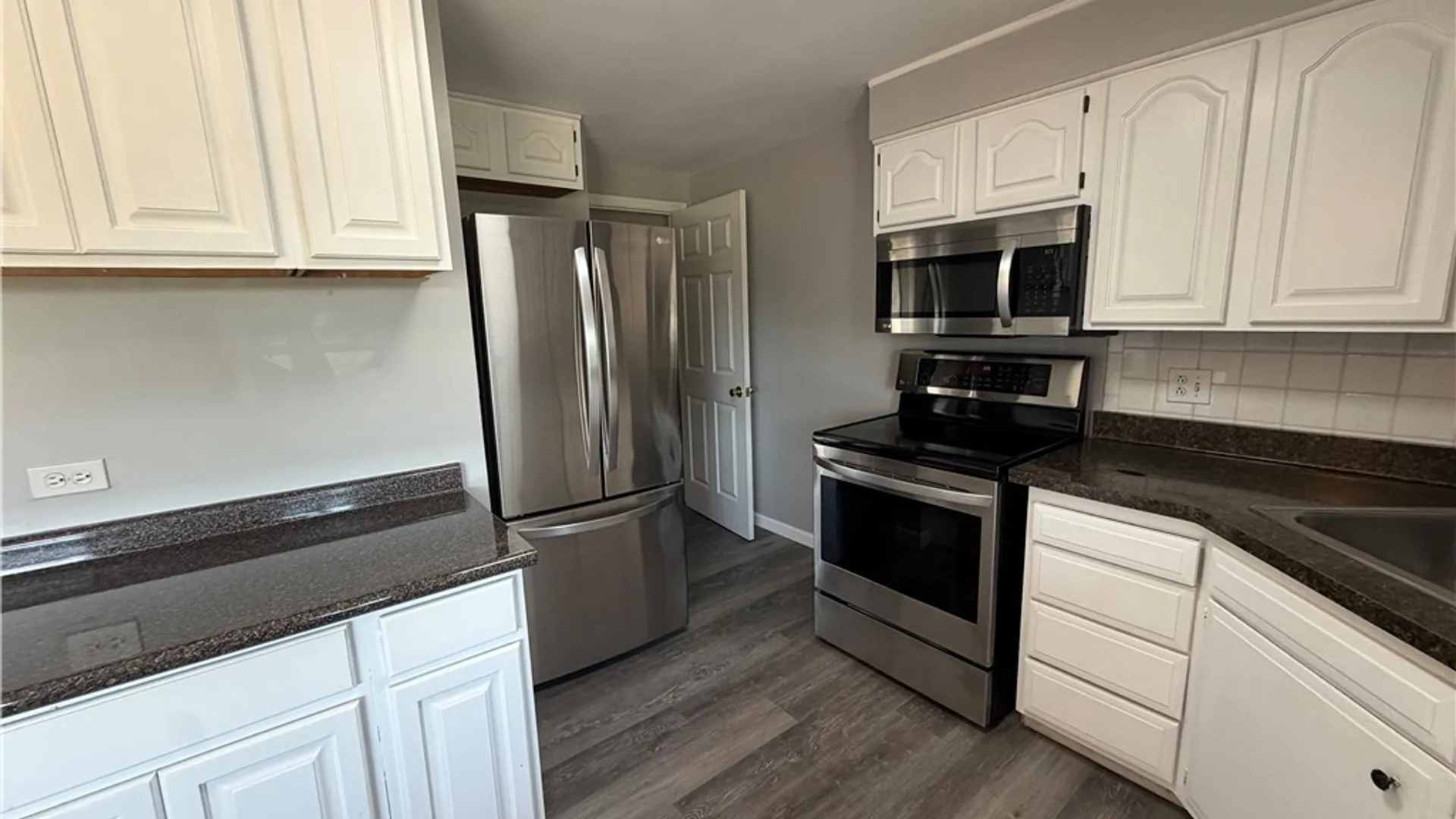 Property at 1699 Orchard Park Road, West Seneca, NY 14224 6