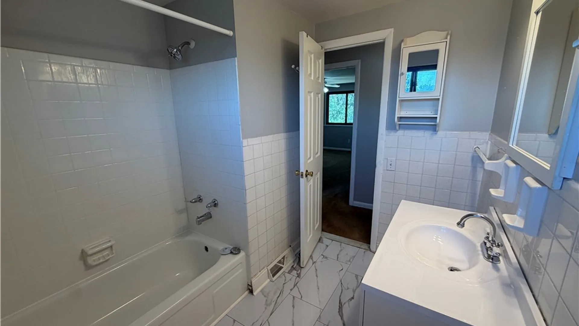 Property at 1699 Orchard Park Road, West Seneca, NY 14224 21