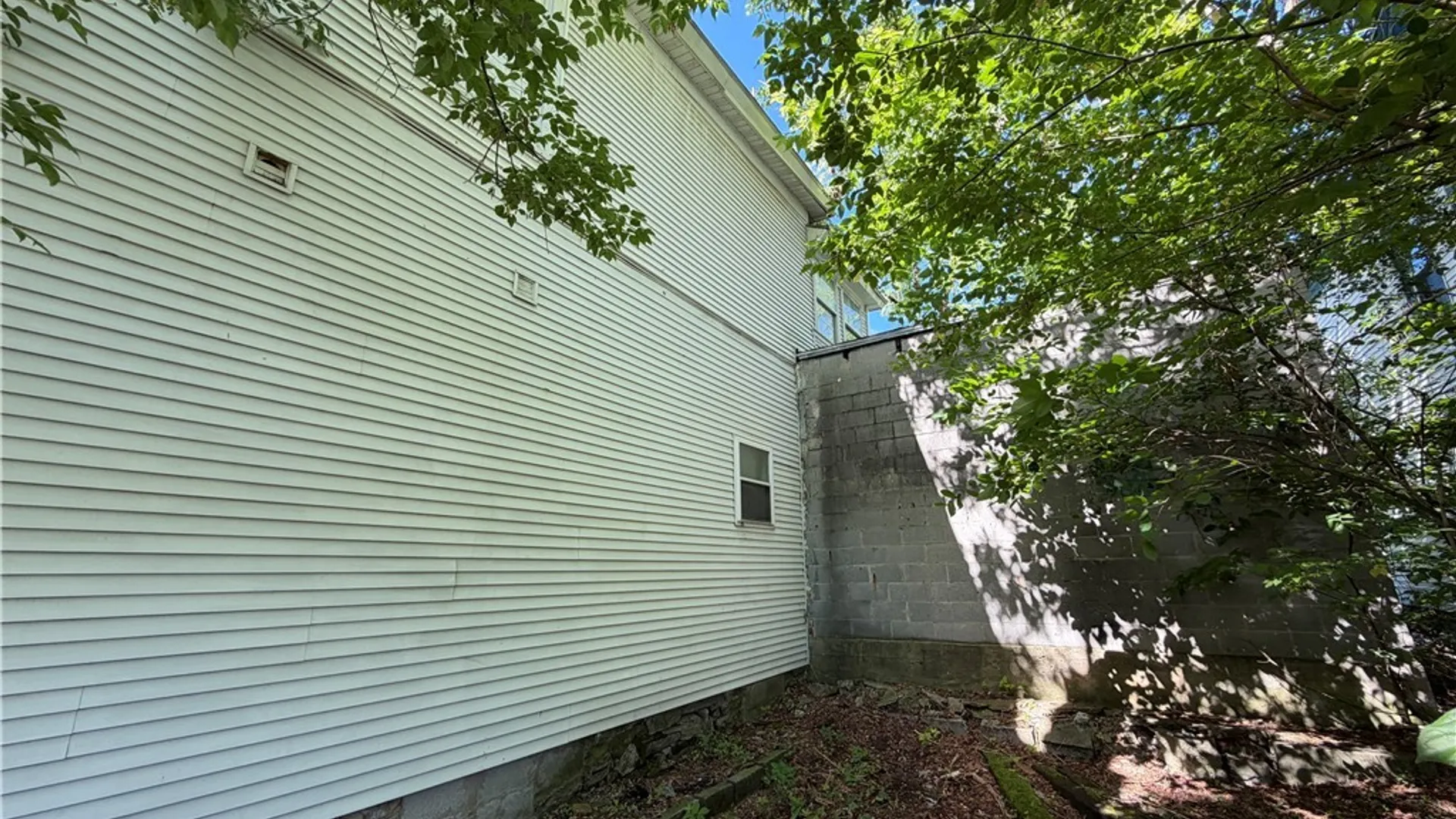 Property at 1610 S Geddes Street, Syracuse, NY 13207 3