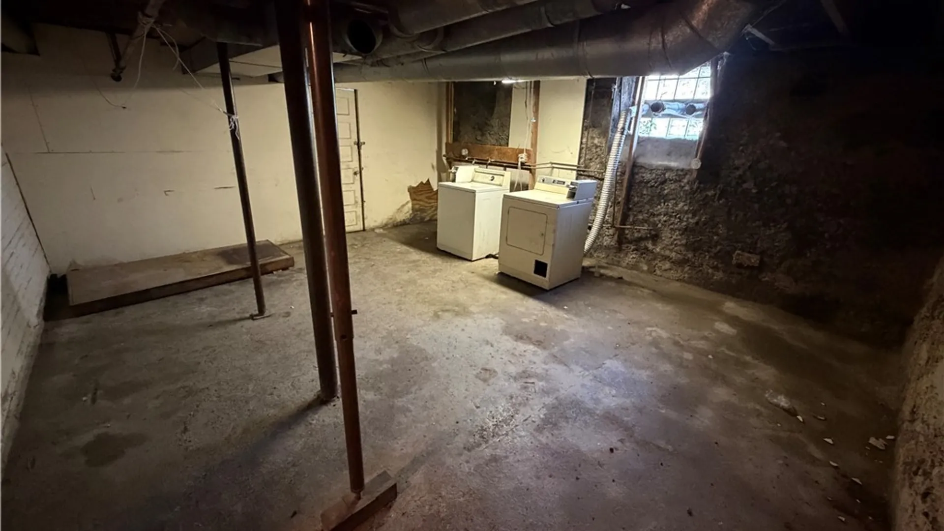 Property at 1056 W Genesee Street, Syracuse, NY 13204 11