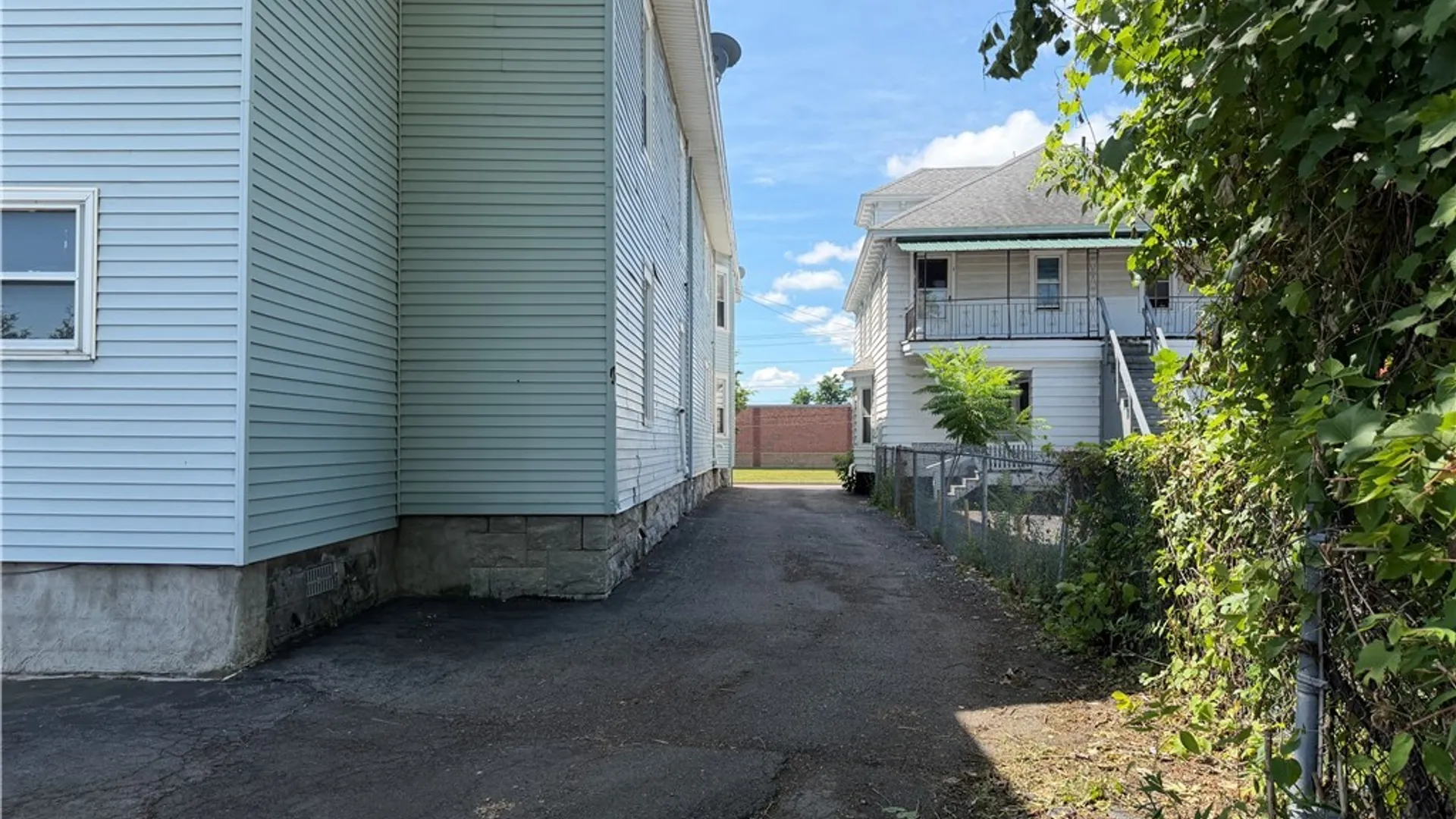 Property at 1056 W Genesee Street, Syracuse, NY 13204 4