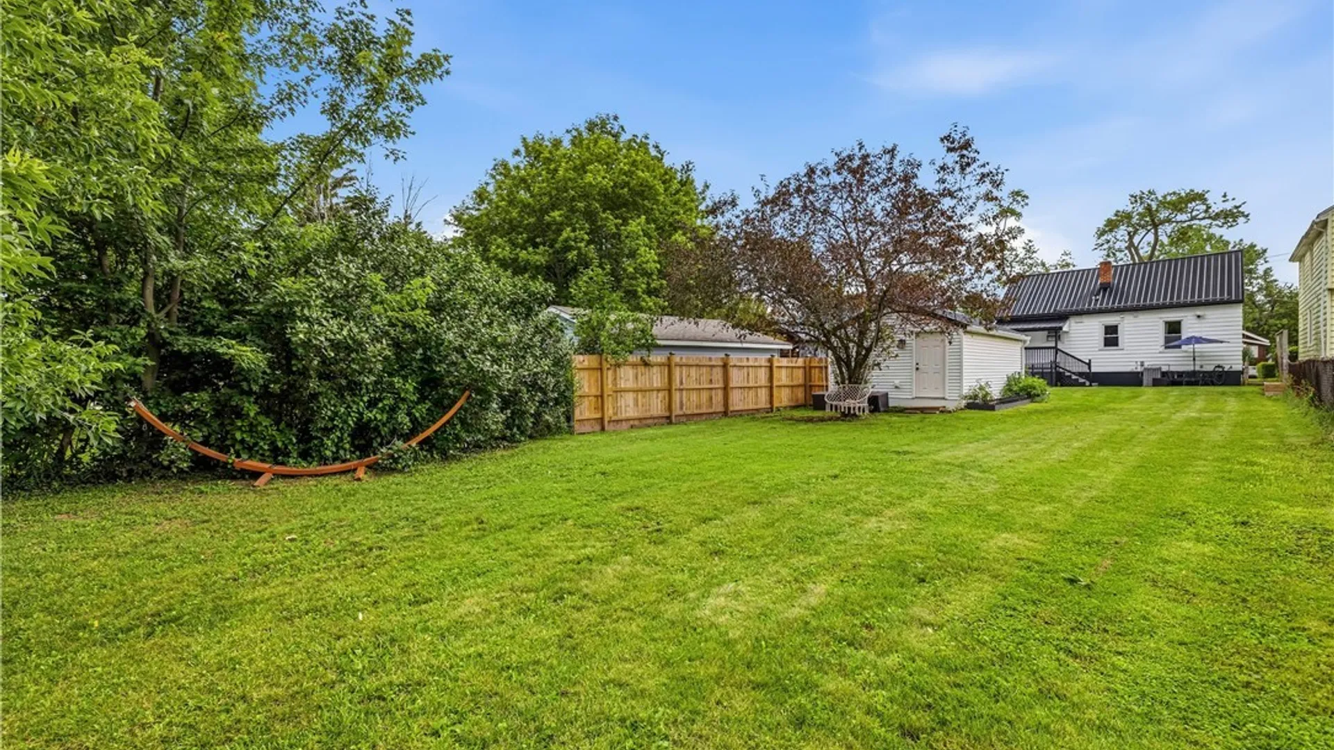 Property at 27 Hyde Park, Lockport City, NY 14094 9