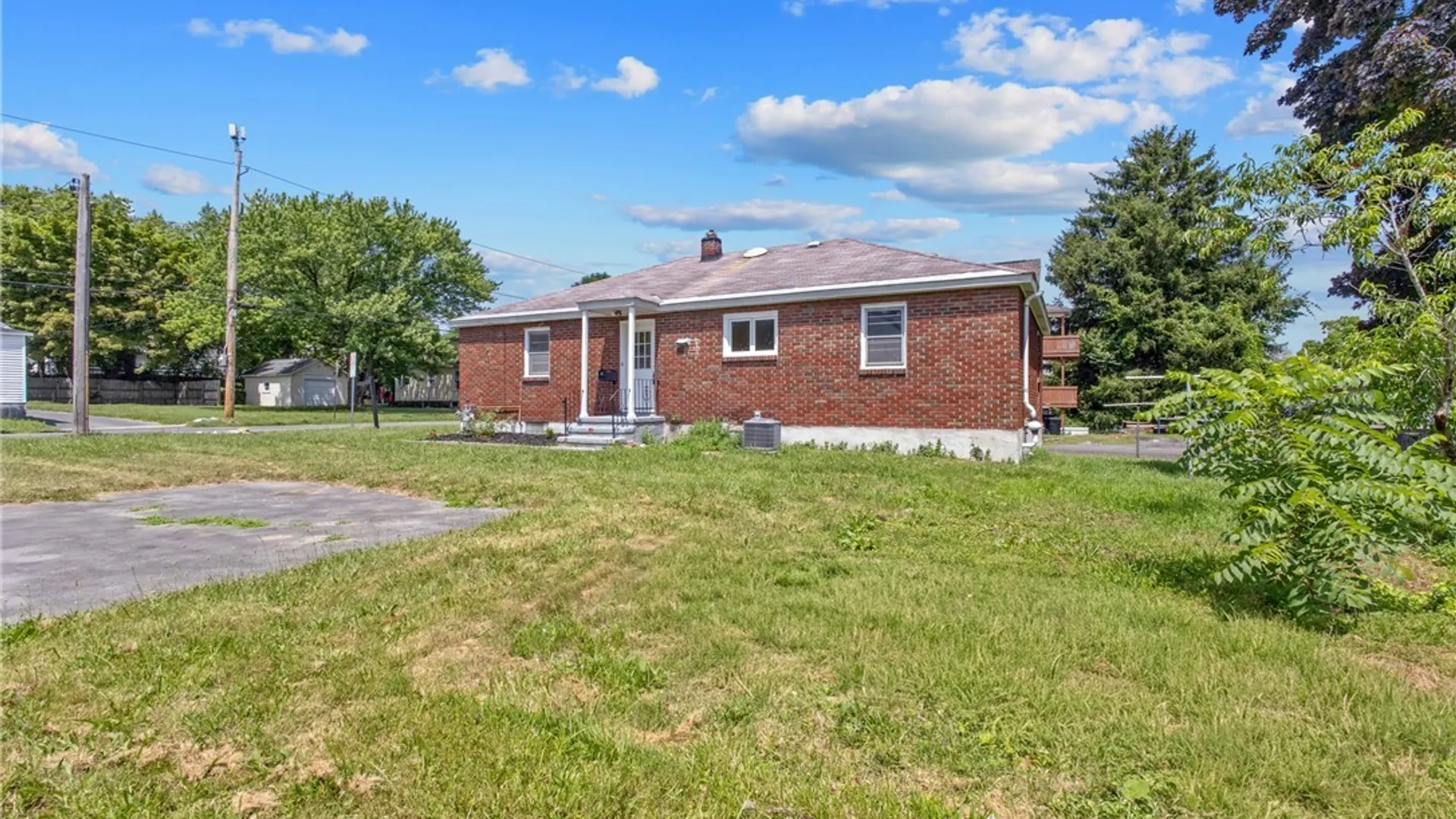 Property at 274 Pleasantview Avenue, Syracuse, NY 13208 27