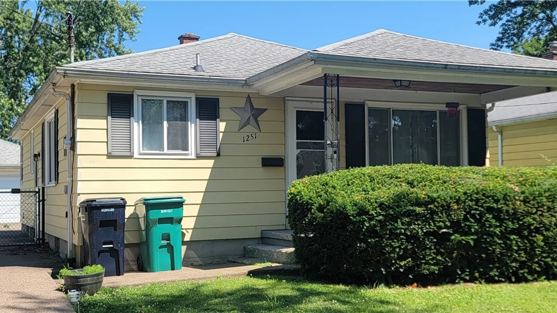 Property at 1251 94th Street, Niagara Falls, NY 14304 3