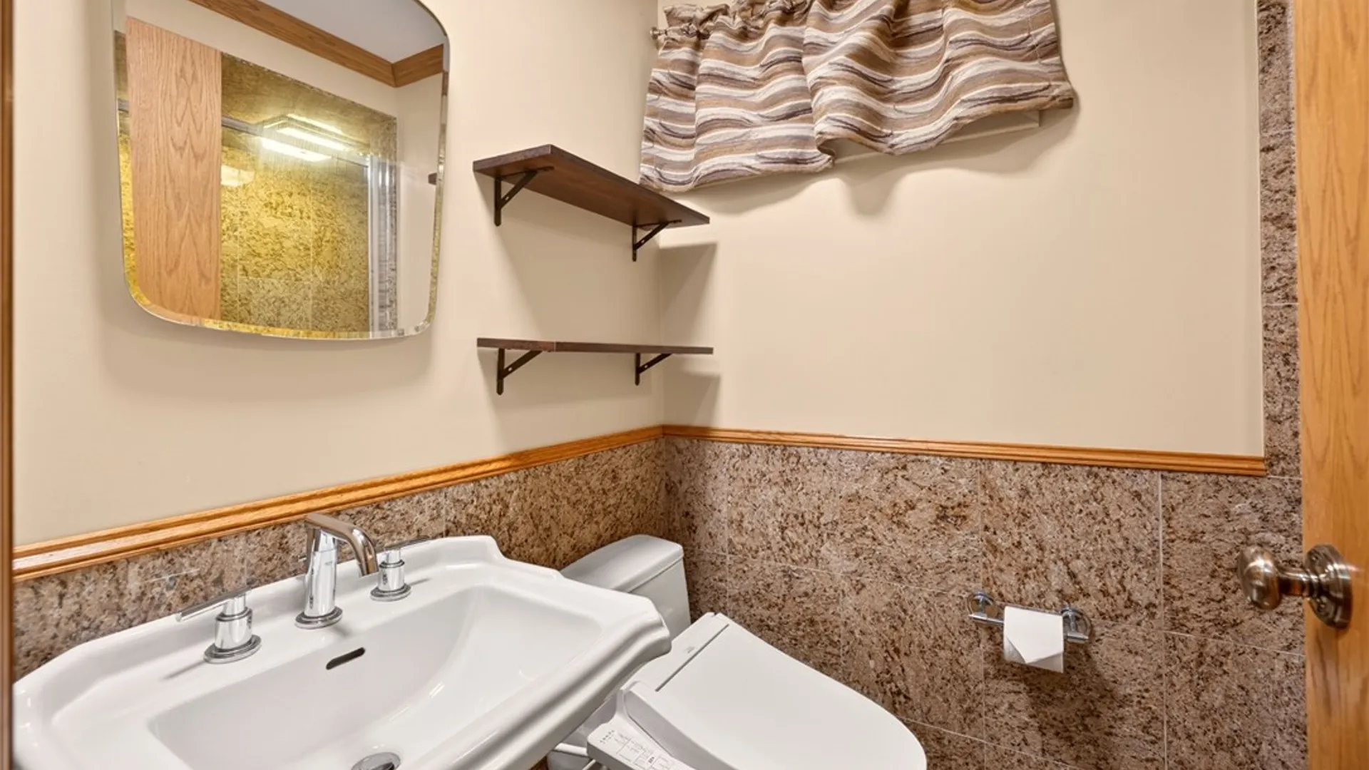 Property at 135 Orchard Park Boulevard, Irondequoit, NY 14609 18