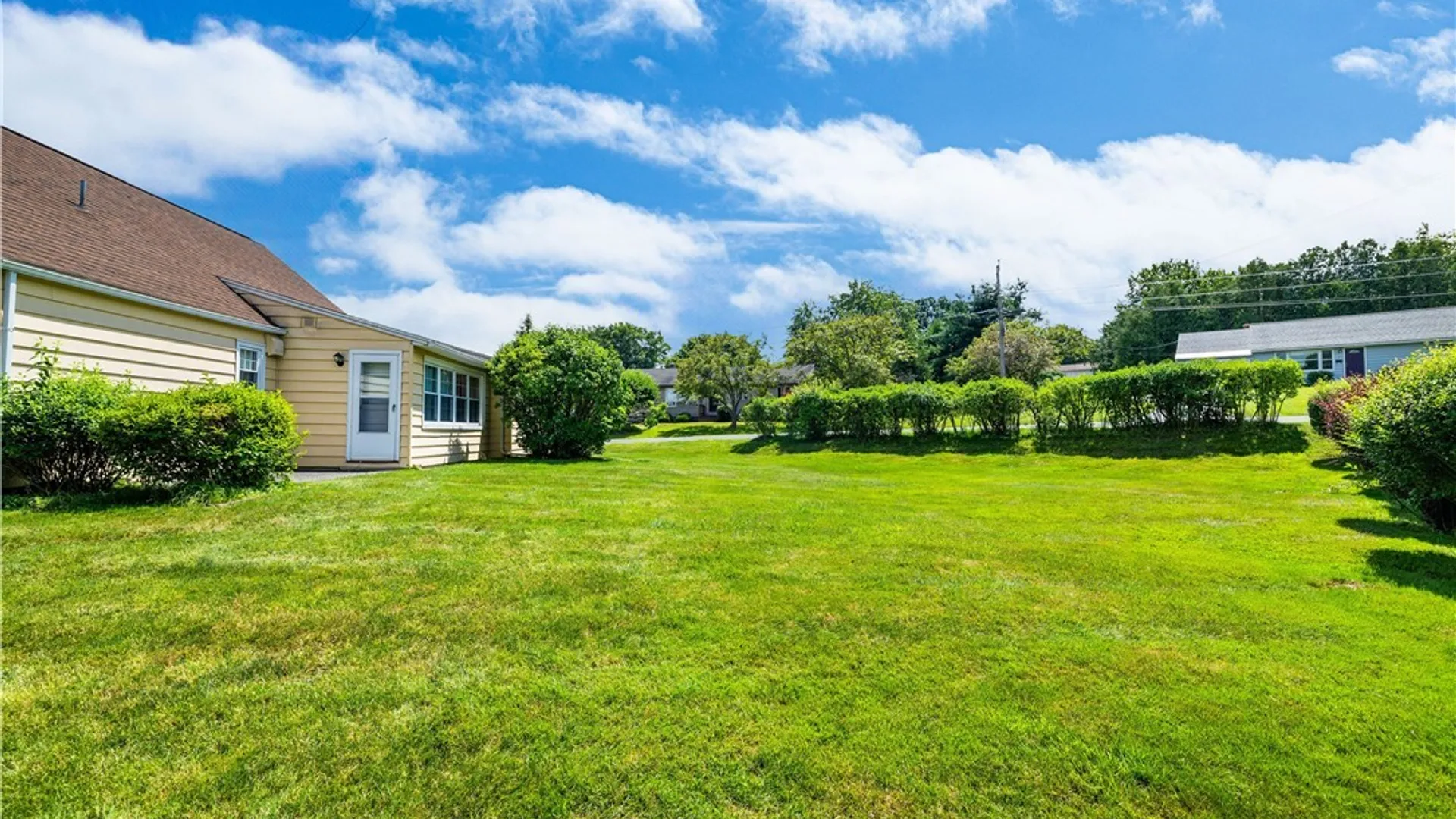 Property at 14 Janet Terrace, New Hartford, NY 13413 4