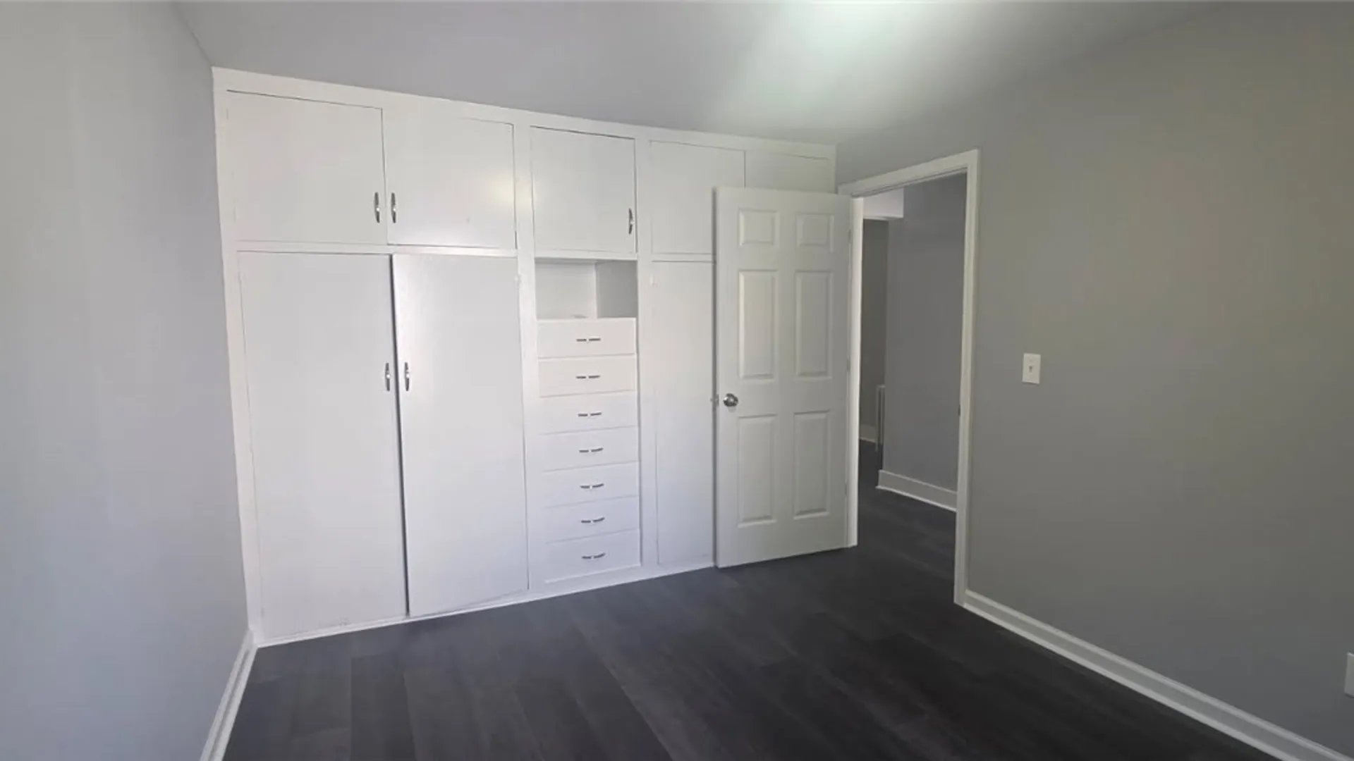Property at 11 Euclid Avenue, Hamburg, NY 14075 17