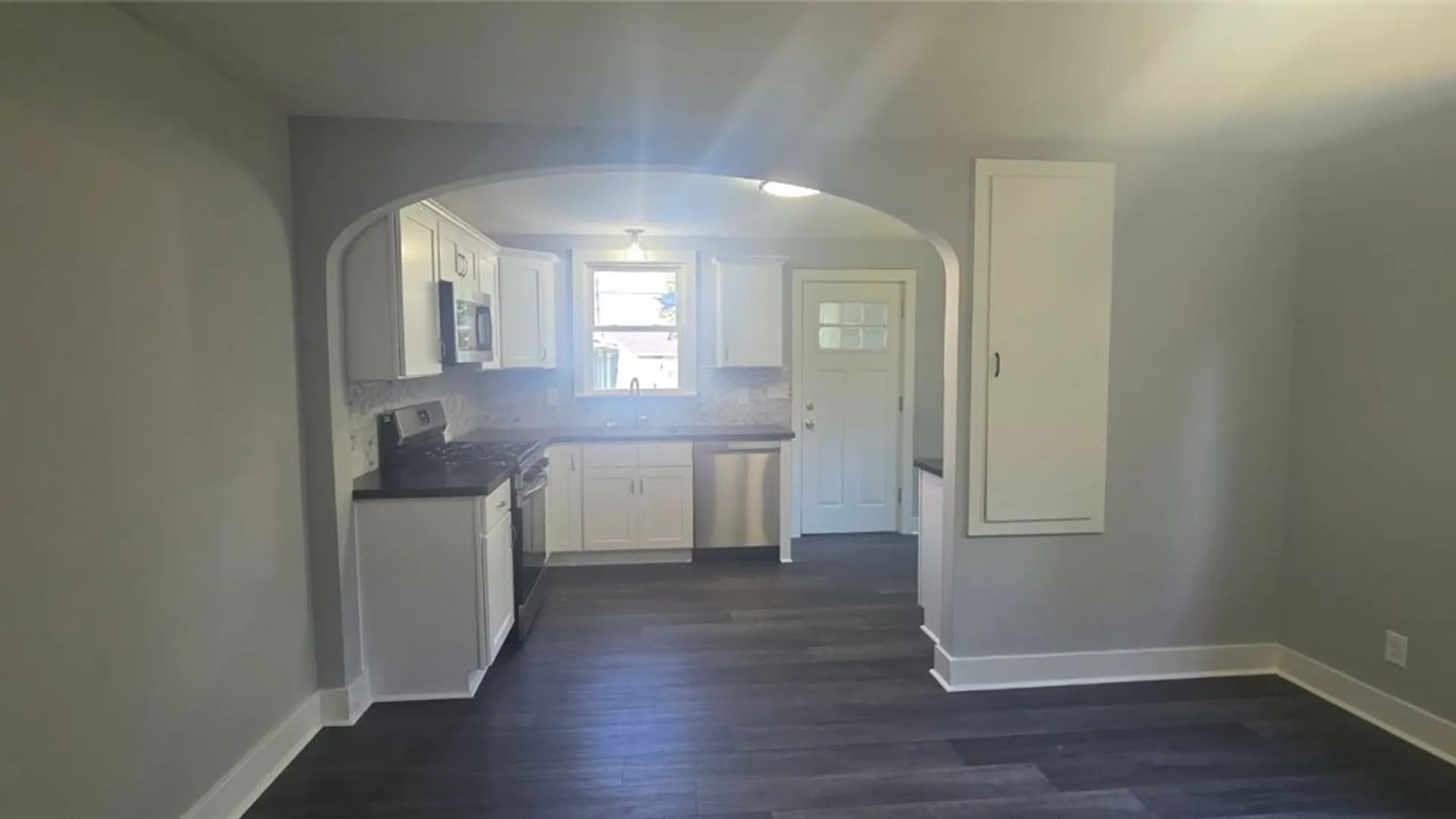 Property at 11 Euclid Avenue, Hamburg, NY 14075 3