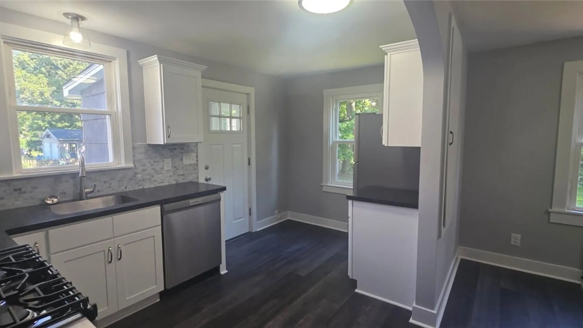 Property at 11 Euclid Avenue, Hamburg, NY 14075 4