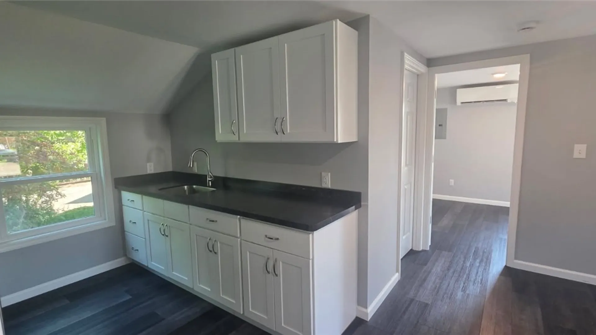 Property at 11 Euclid Avenue, Hamburg, NY 14075 4