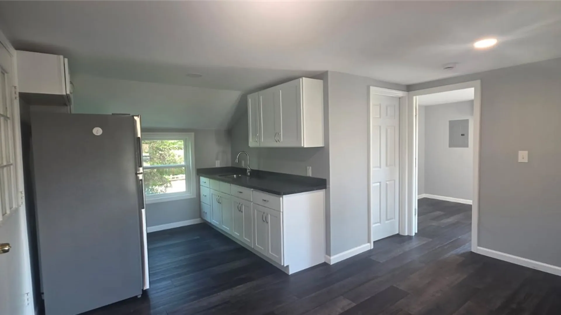 Property at 11 Euclid Avenue, Hamburg, NY 14075 5