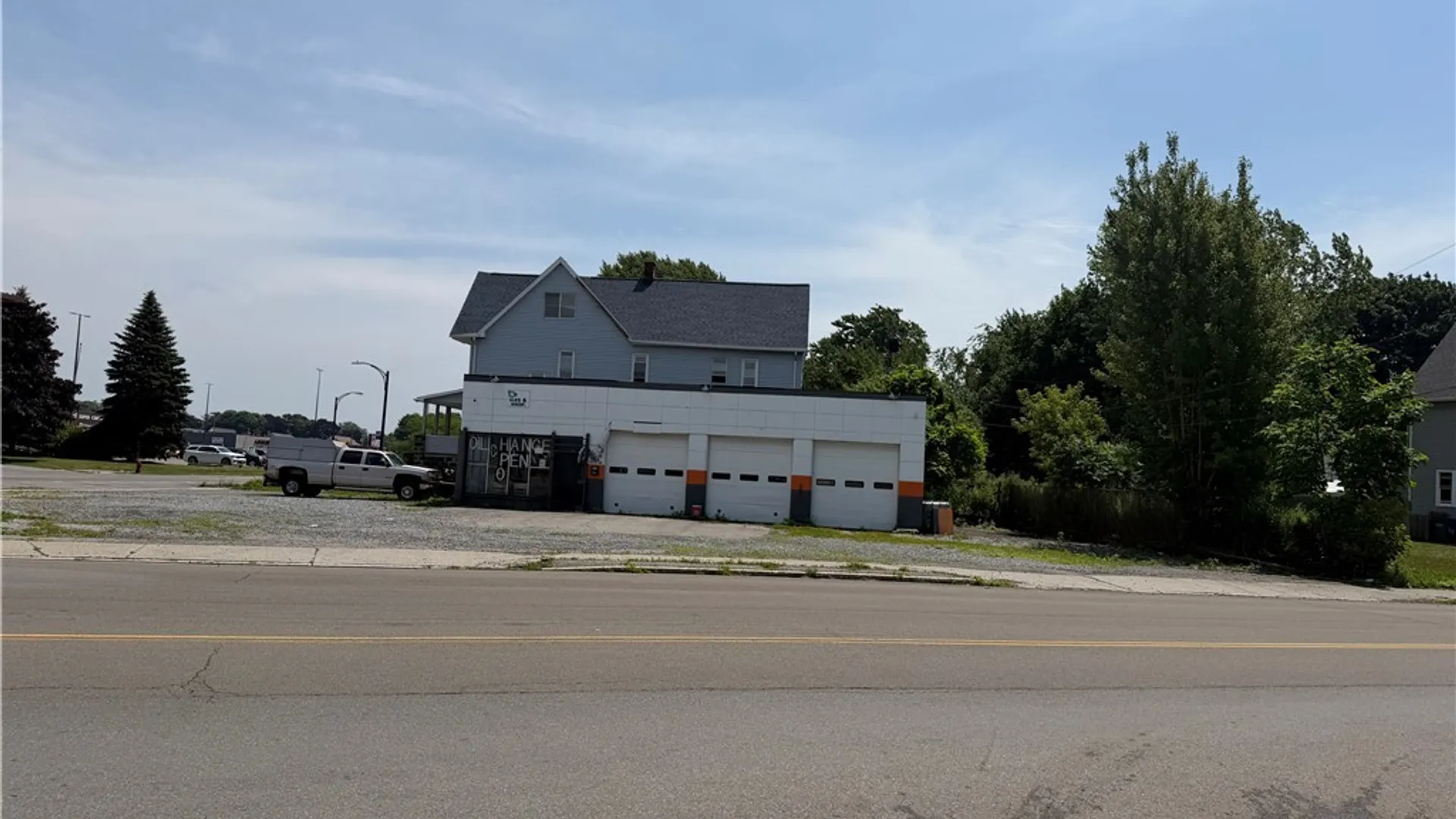 Property at 1423 S Park Avenue, Buffalo, NY 14220 3