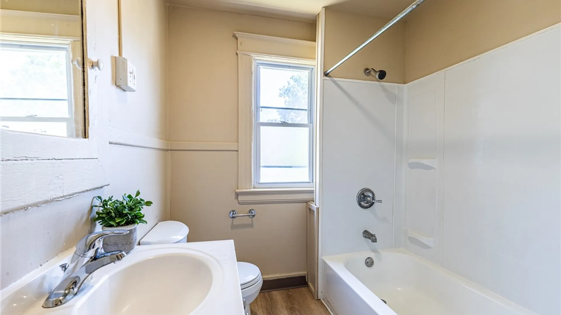 Property at 351 Selye Terrace, Rochester, NY 14613 30