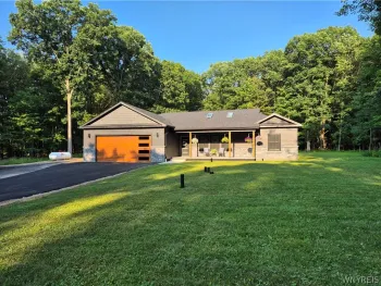 140 Roby Street, Lockport City, NY 14094