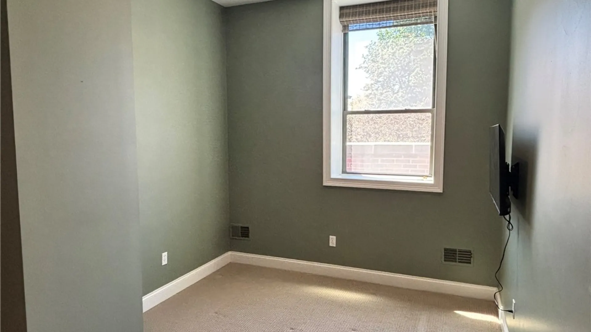 Property at 270 Latta Road, Rochester, NY 14612 11