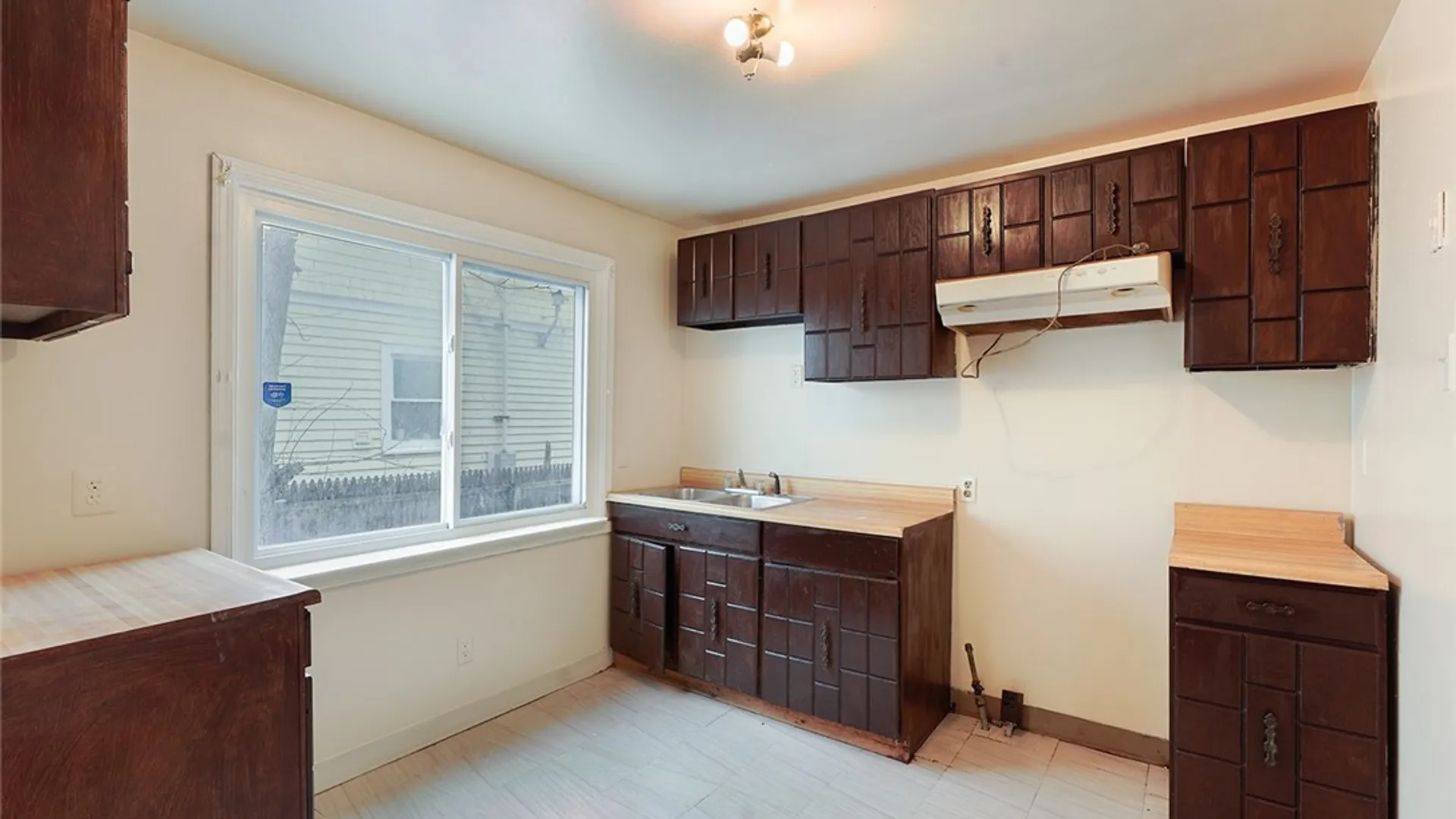 Property at 2289 Delaware Avenue, Buffalo, NY 14216 30