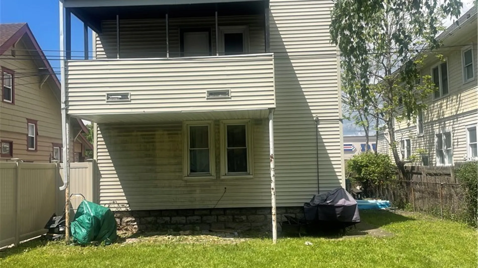 Property at 2289 Delaware Avenue, Buffalo, NY 14216 4