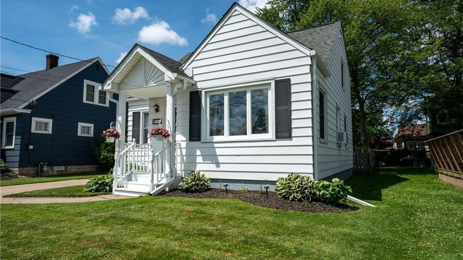 Property at 94 Amsterdam Street, Tonawanda, NY 14150 3
