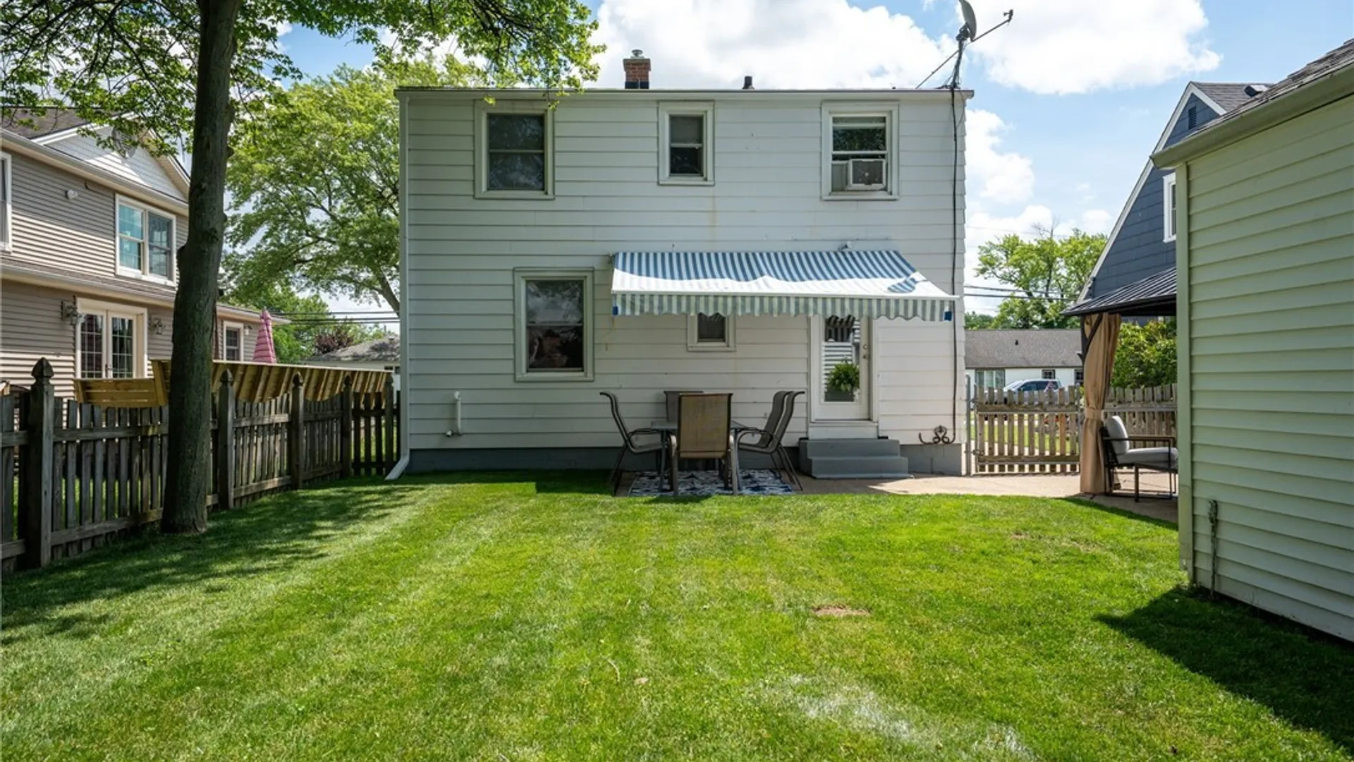 Property at 94 Amsterdam Street, Tonawanda, NY 14150 6