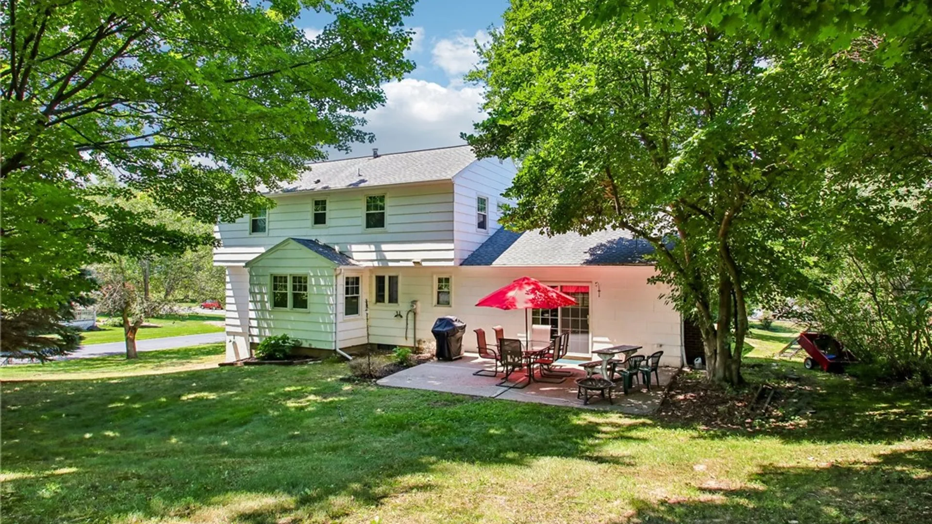 Property at 56 Shagbark Way, Perinton, NY 14450 4