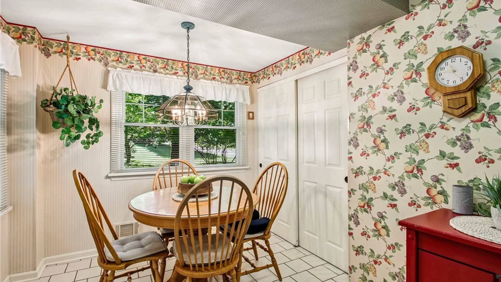 Property at 56 Shagbark Way, Perinton, NY 14450 7