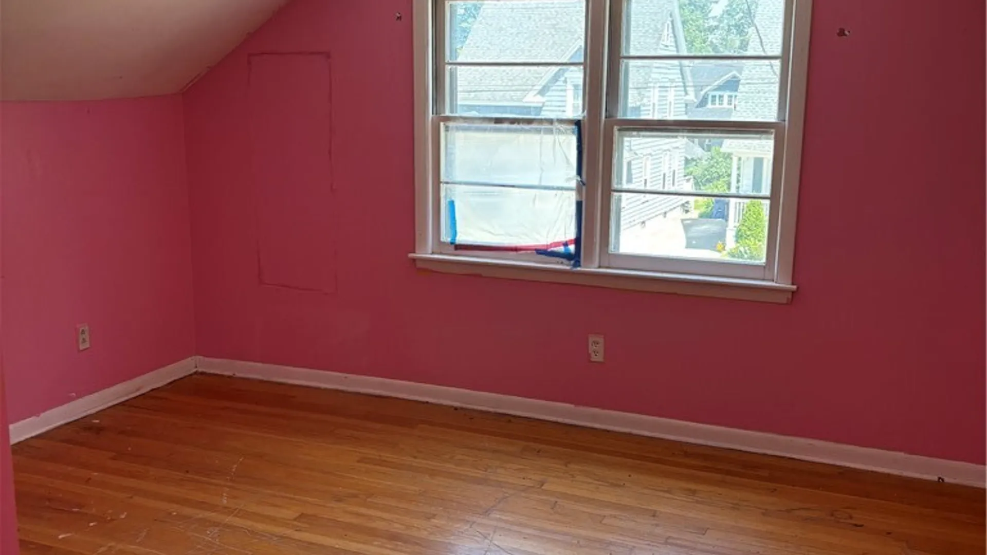 Property at 206 Hastings Place, Syracuse, NY 13206 13