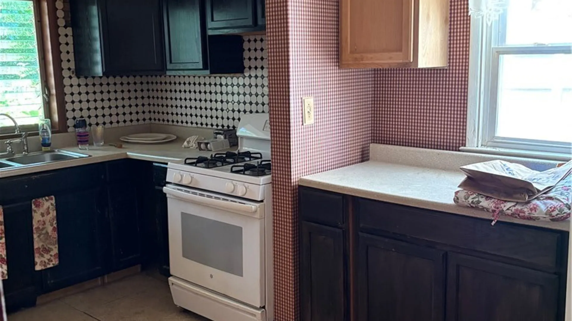 Property at 206 Hastings Place, Syracuse, NY 13206 5