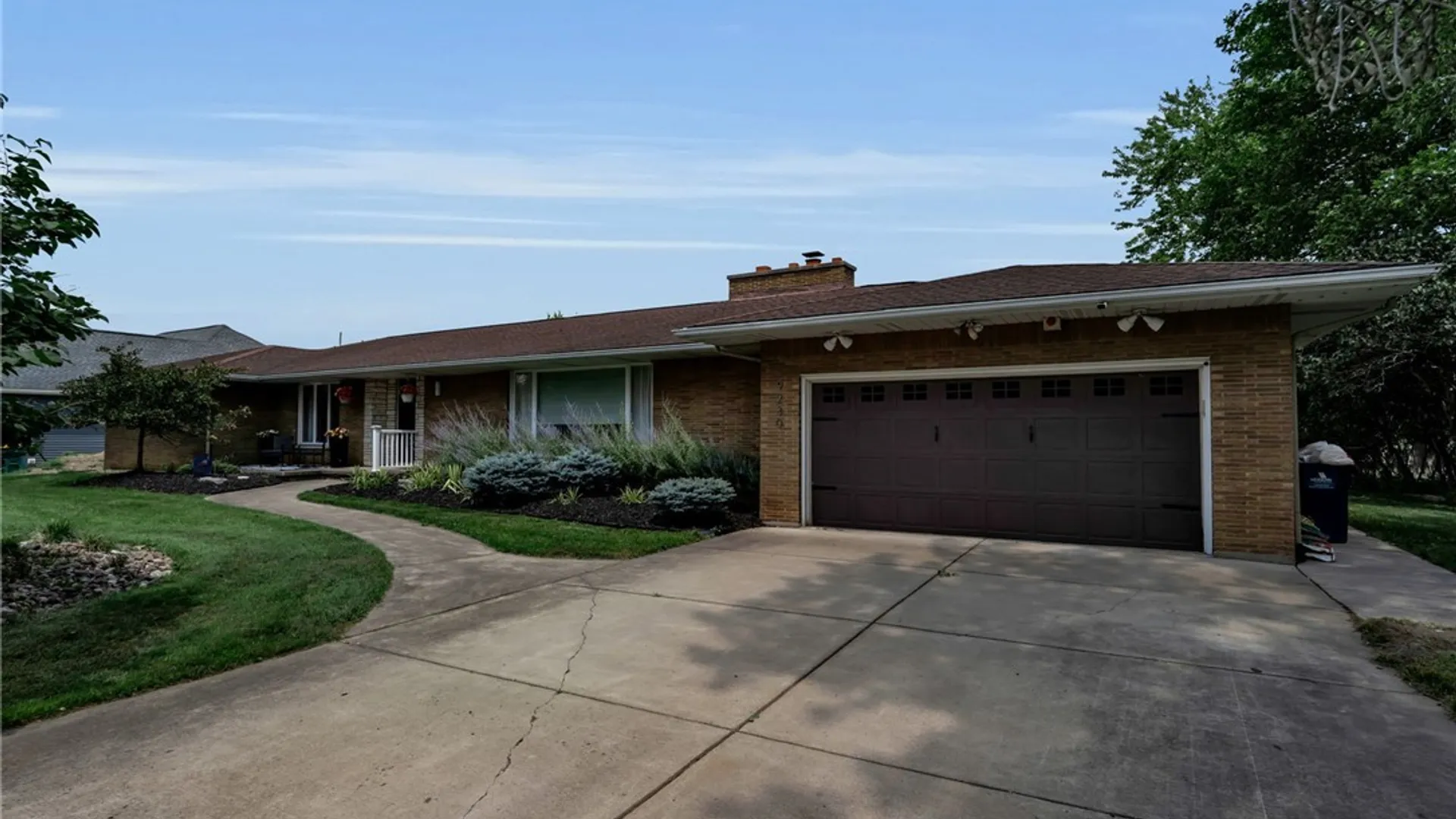 Property at 9230 Valley Stream Road, Clarence, NY 14031 2