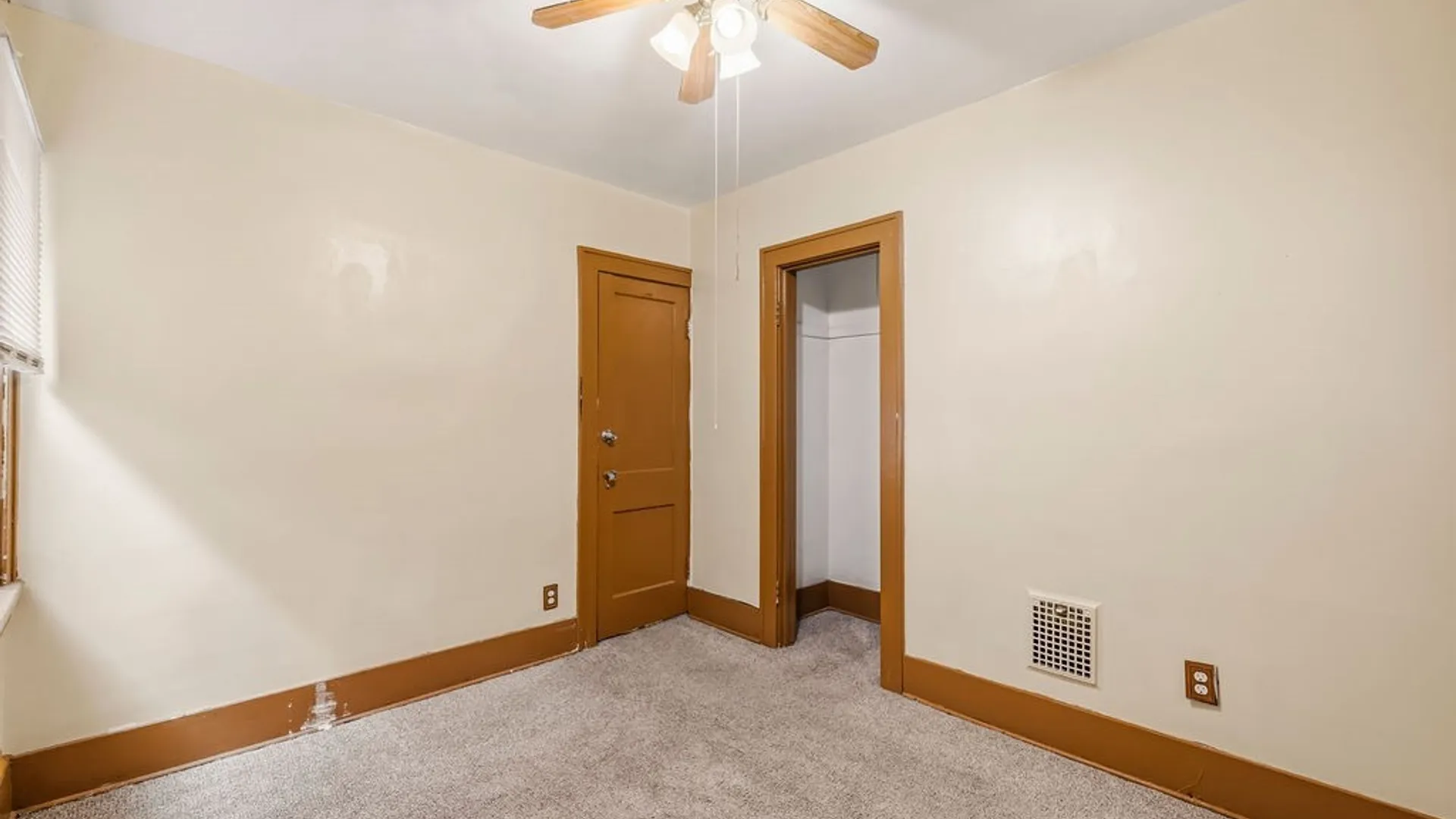 Property at 106 Jewett Avenue, Buffalo, NY 14214 15