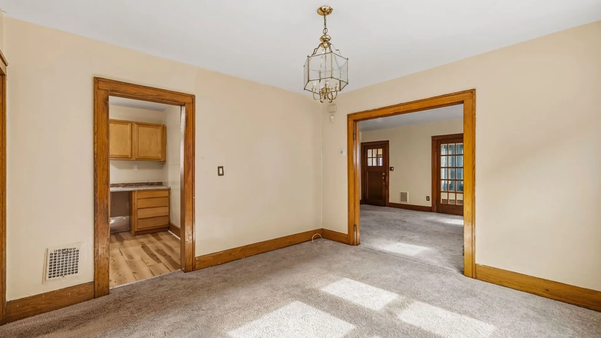 Property at 106 Jewett Avenue, Buffalo, NY 14214 17