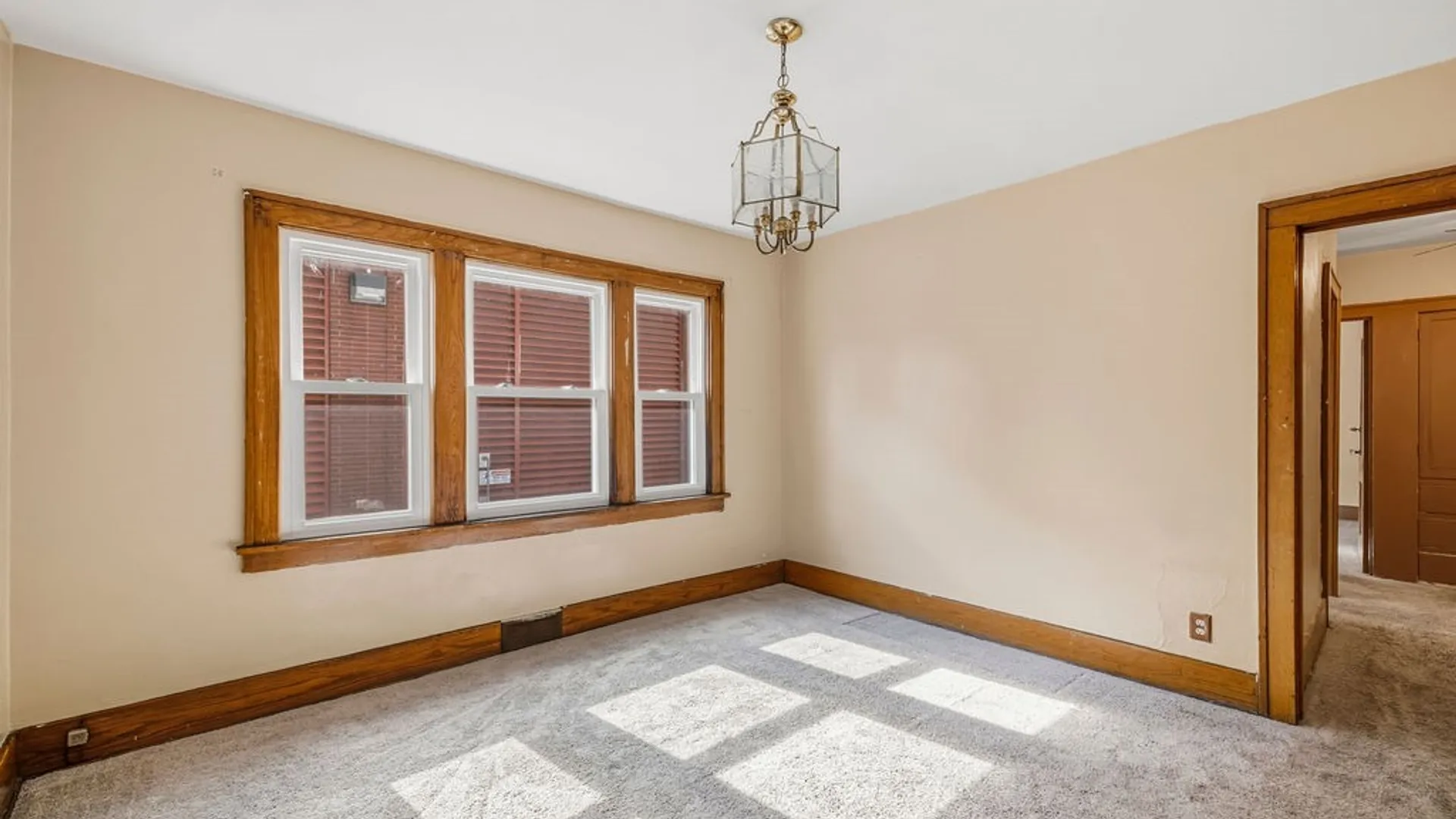 Property at 106 Jewett Avenue, Buffalo, NY 14214 7