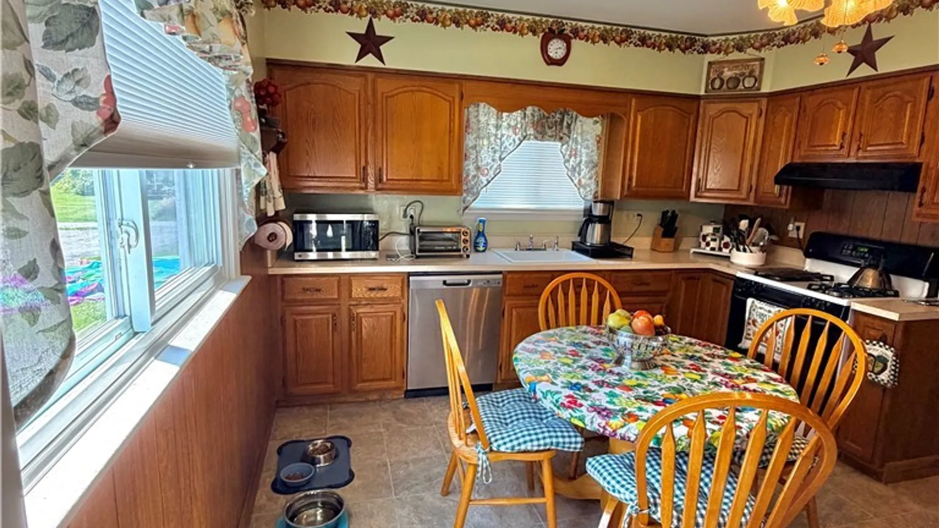 Property at 40 Pulaski Street, Auburn, NY 13021 6