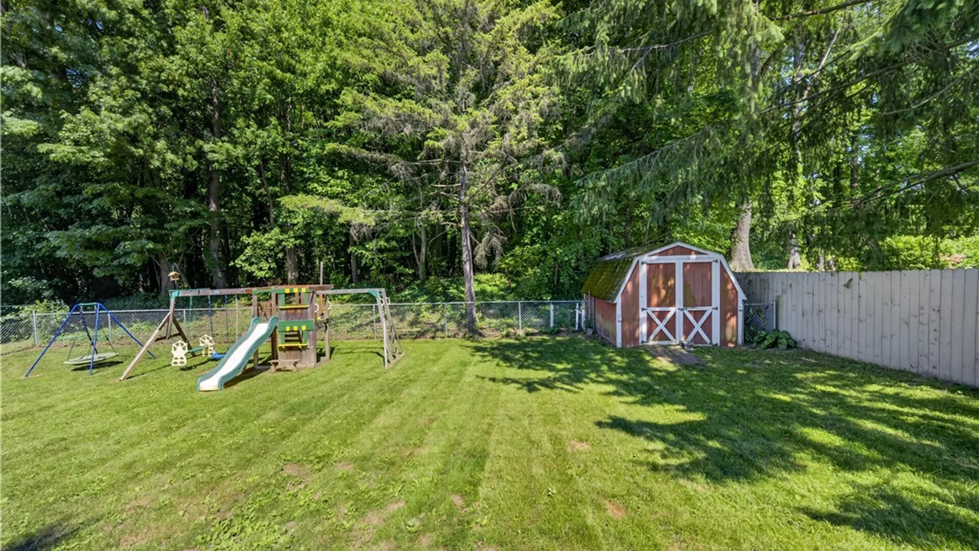 Property at 7422 Rosewood Cir, Cicero, NY 13212 30