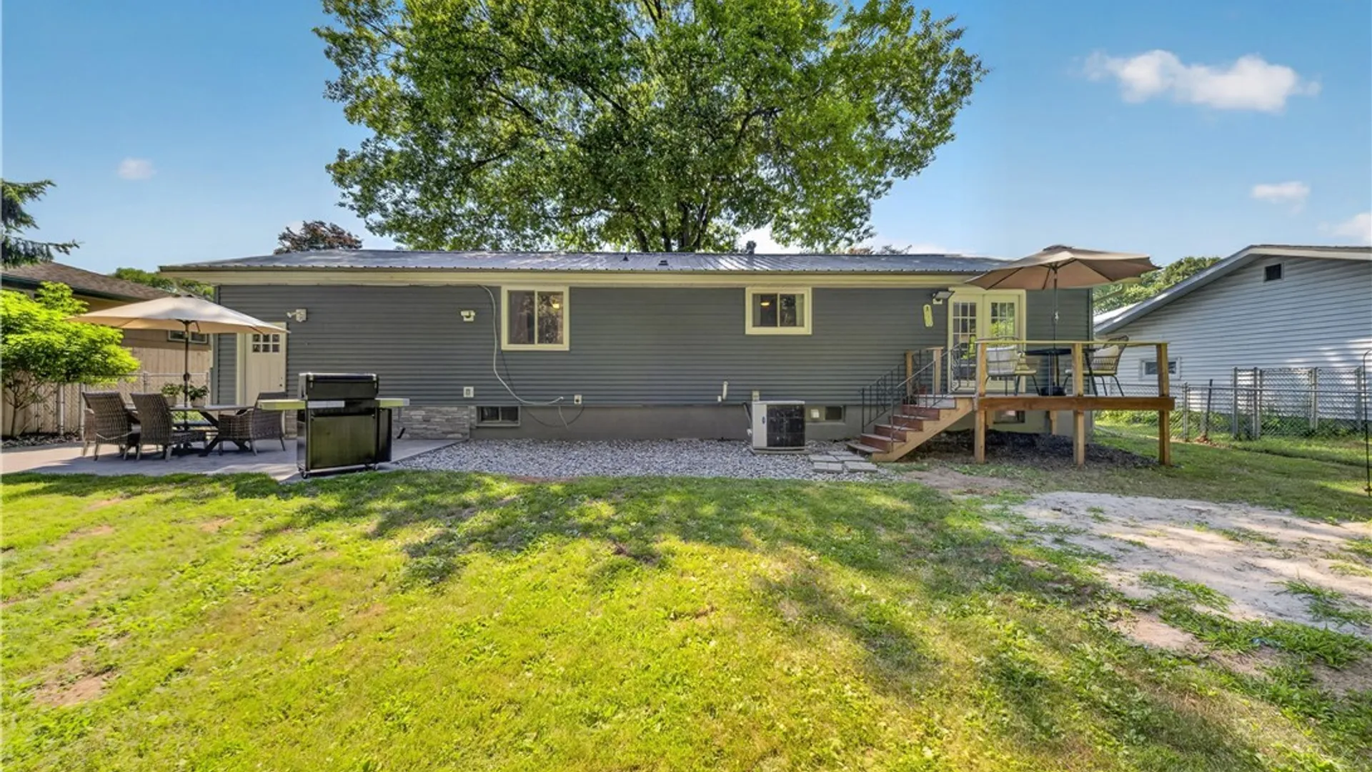 Property at 7422 Rosewood Cir, Cicero, NY 13212 32