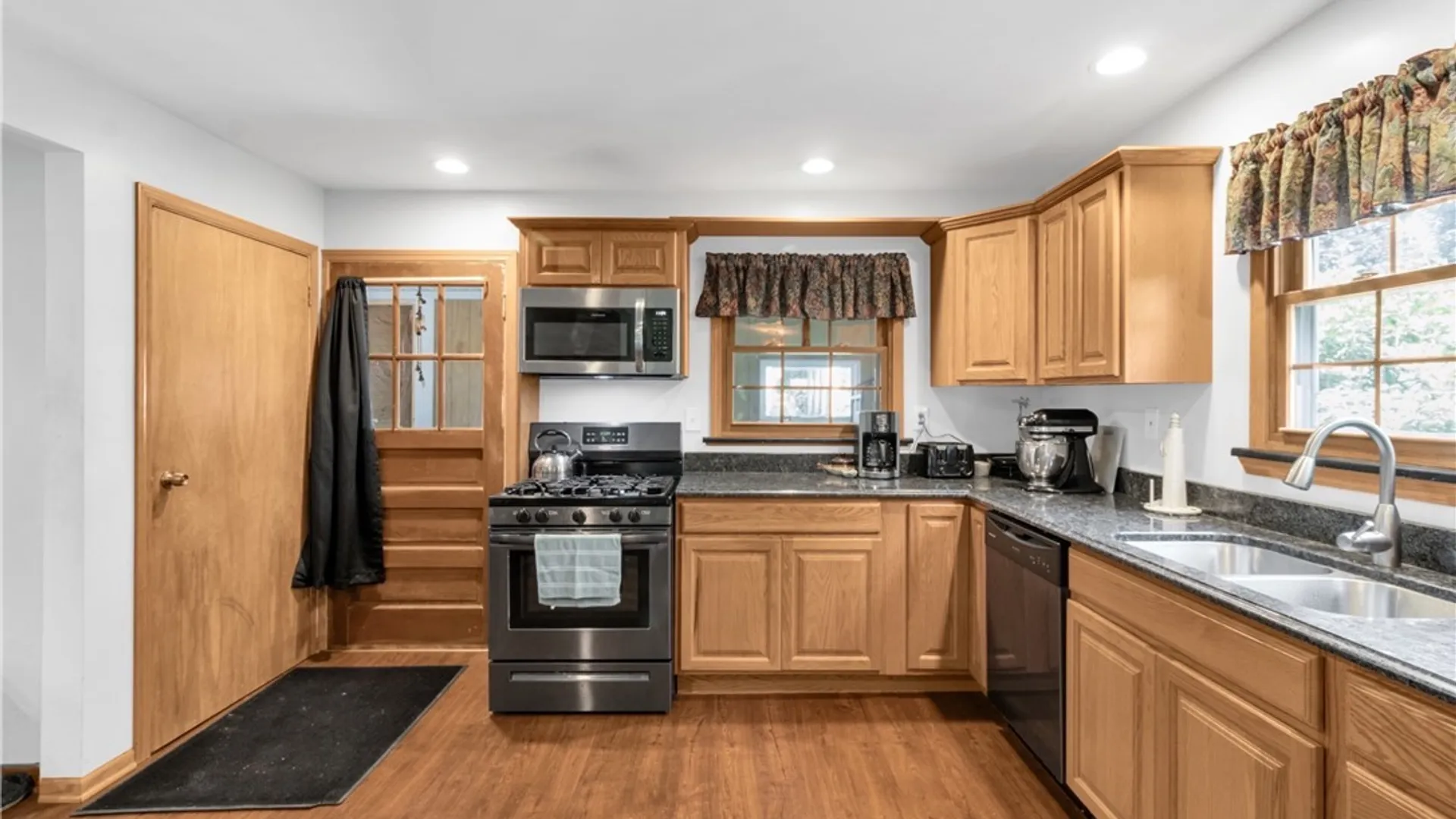 Property at 3808 Pearl Street Road, Batavia, NY 14020 13