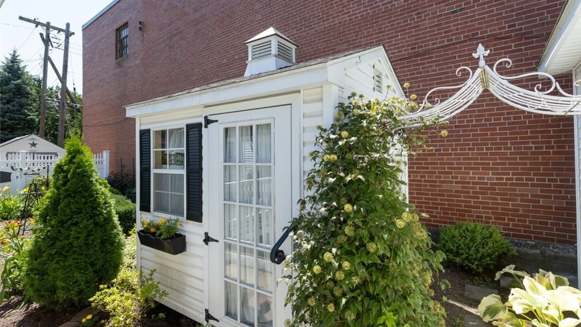Property at 15 Park Boulevard, Lancaster, NY 14086 16