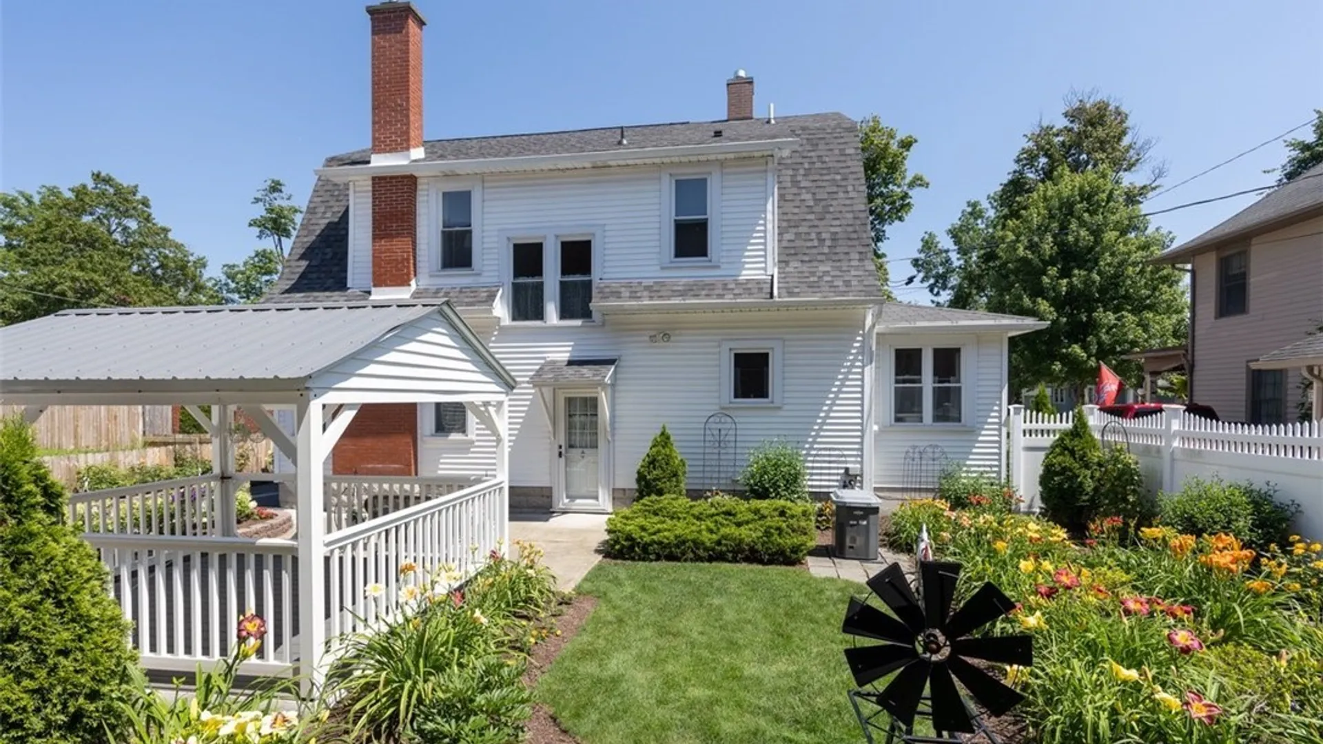 Property at 15 Park Boulevard, Lancaster, NY 14086 18