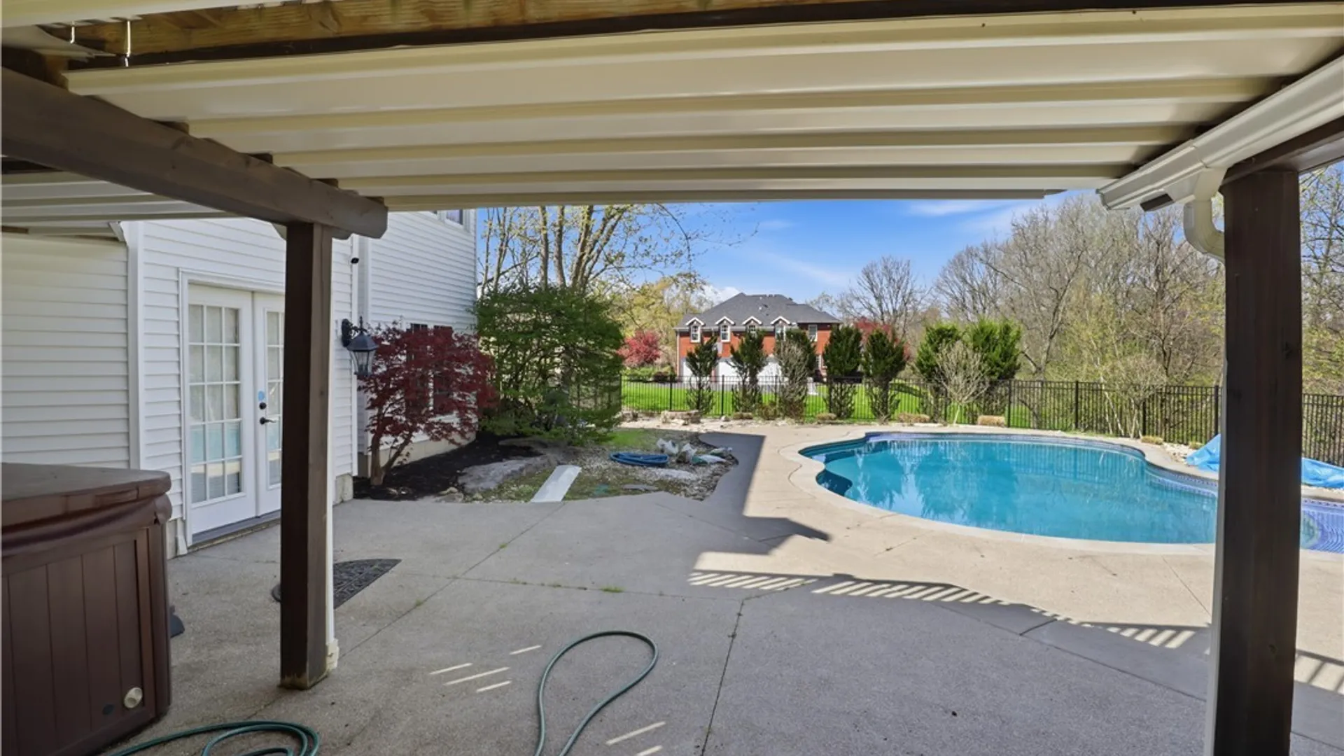 Property at 16 Woodstream, Orchard Park, NY 14127 39