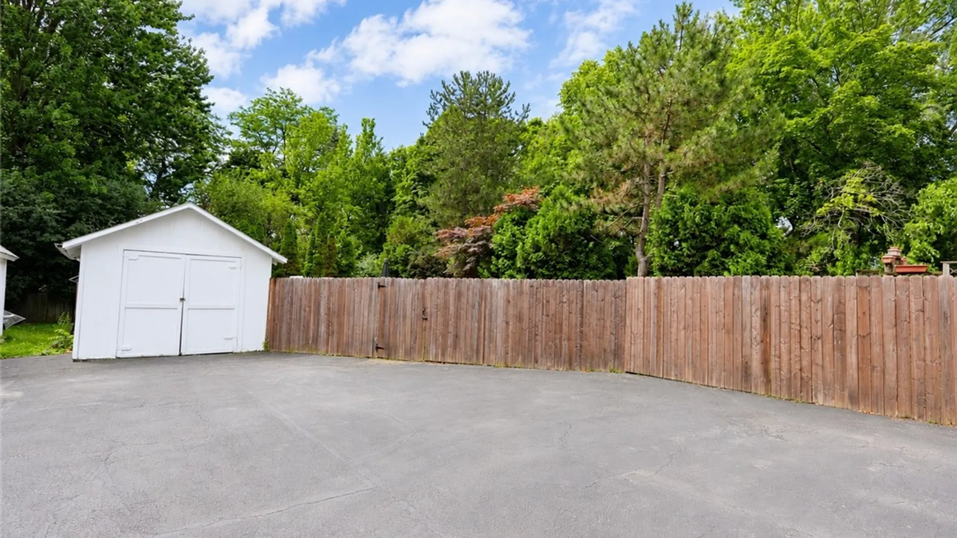 Property at 237 Washington Street, Geneva City, NY 14456 4