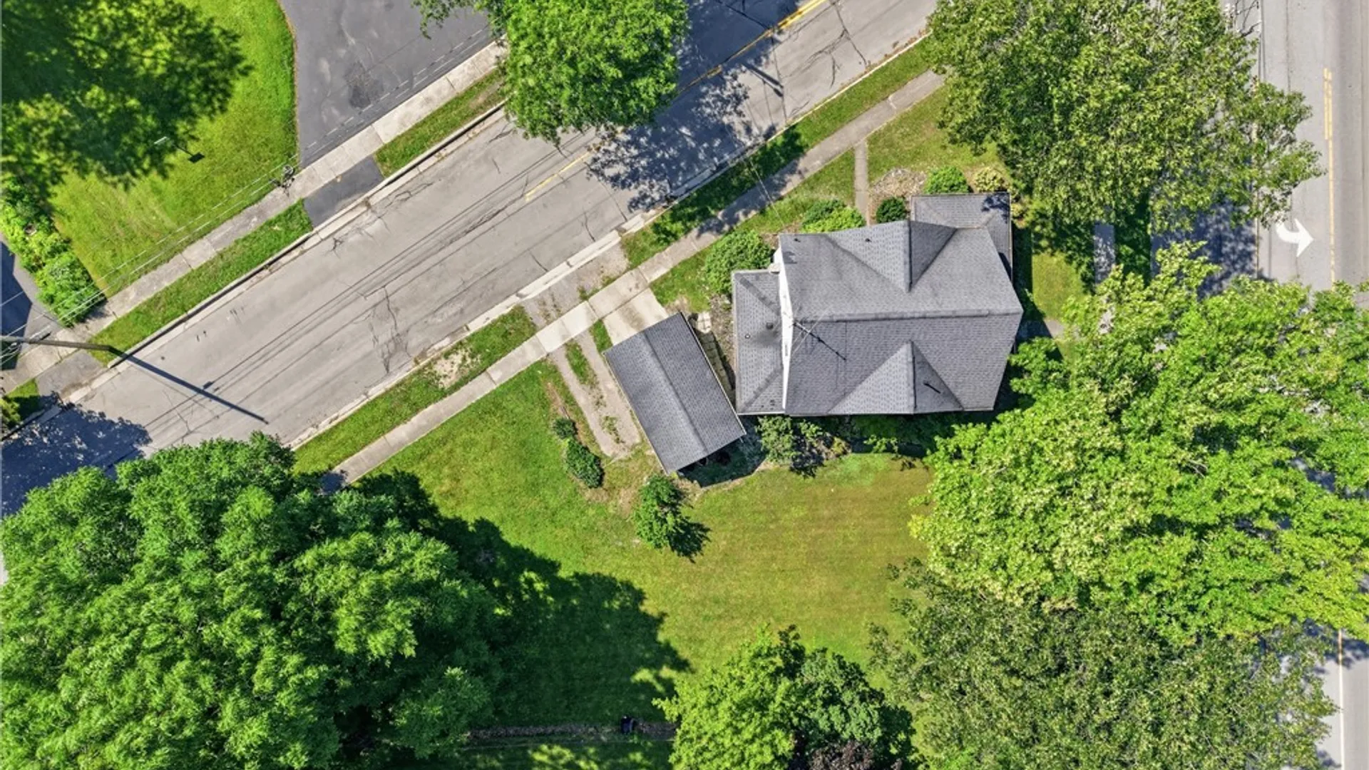 Property at 520 Ellicott Street, Batavia City, NY 14020 39