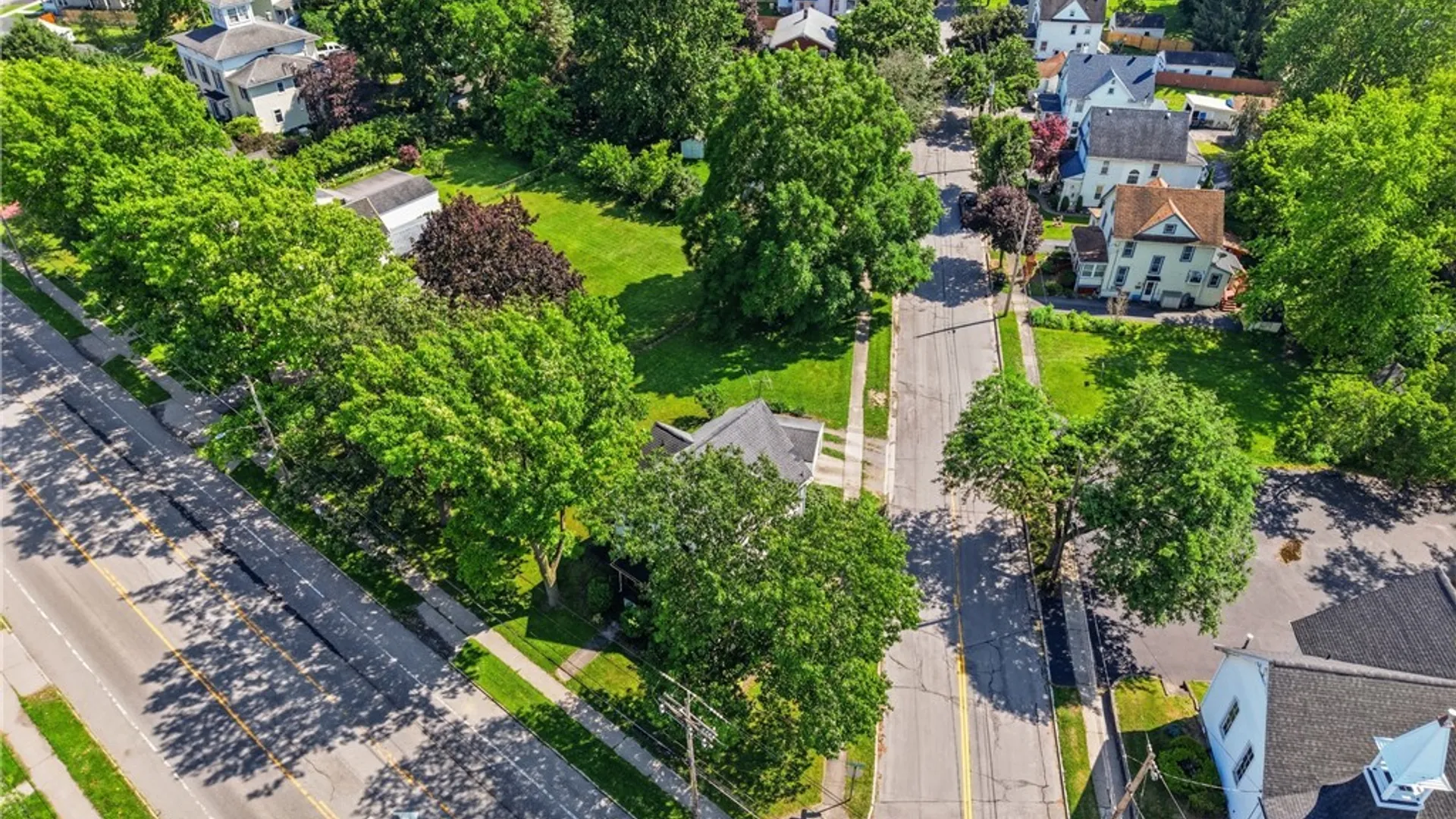 Property at 520 Ellicott Street, Batavia City, NY 14020 41