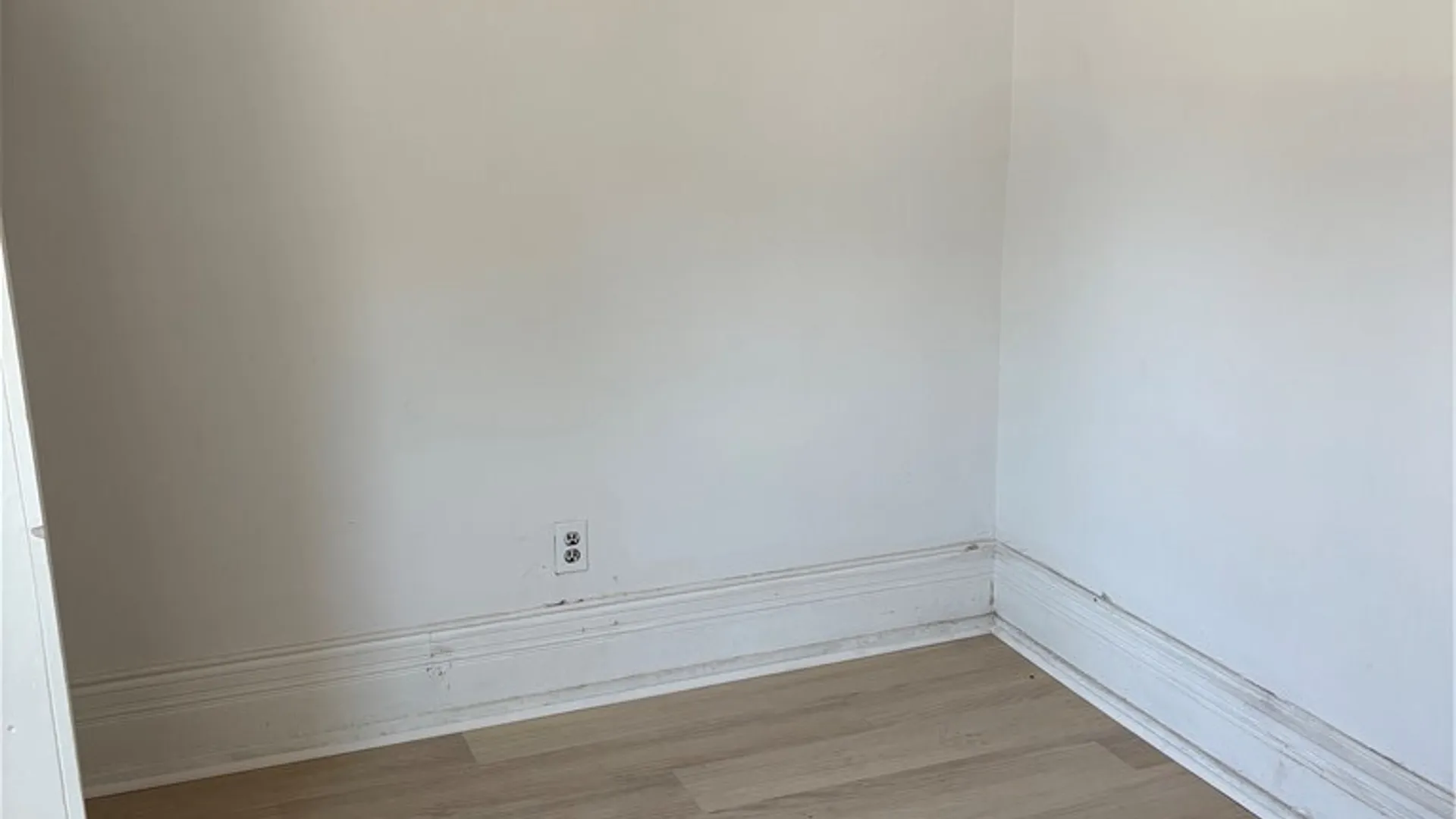 Property at 7 Dublin Street, Oswego, NY 13126 14