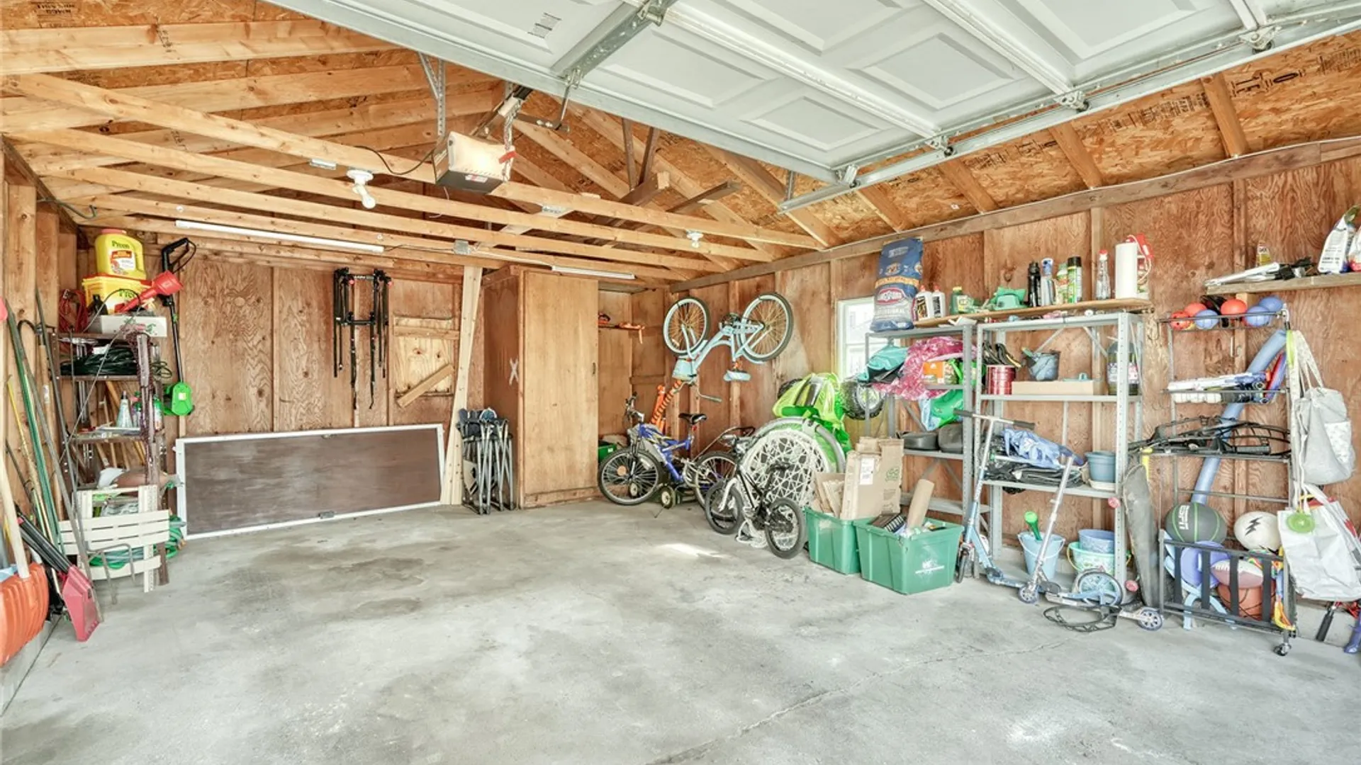 Property at 84 Falstaff Road, Irondequoit, NY 14609 35