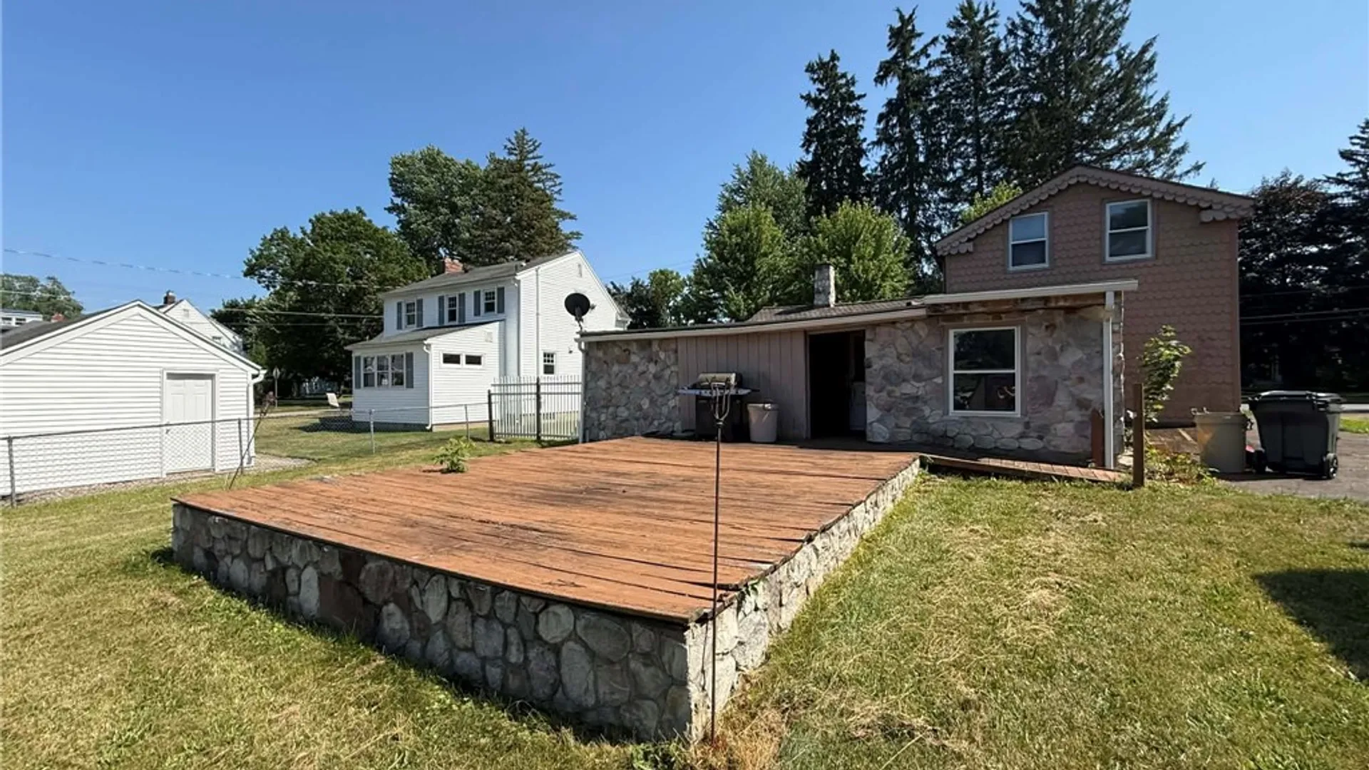 Property at 347 W Jackson Street, Palmyra, NY 14522 5