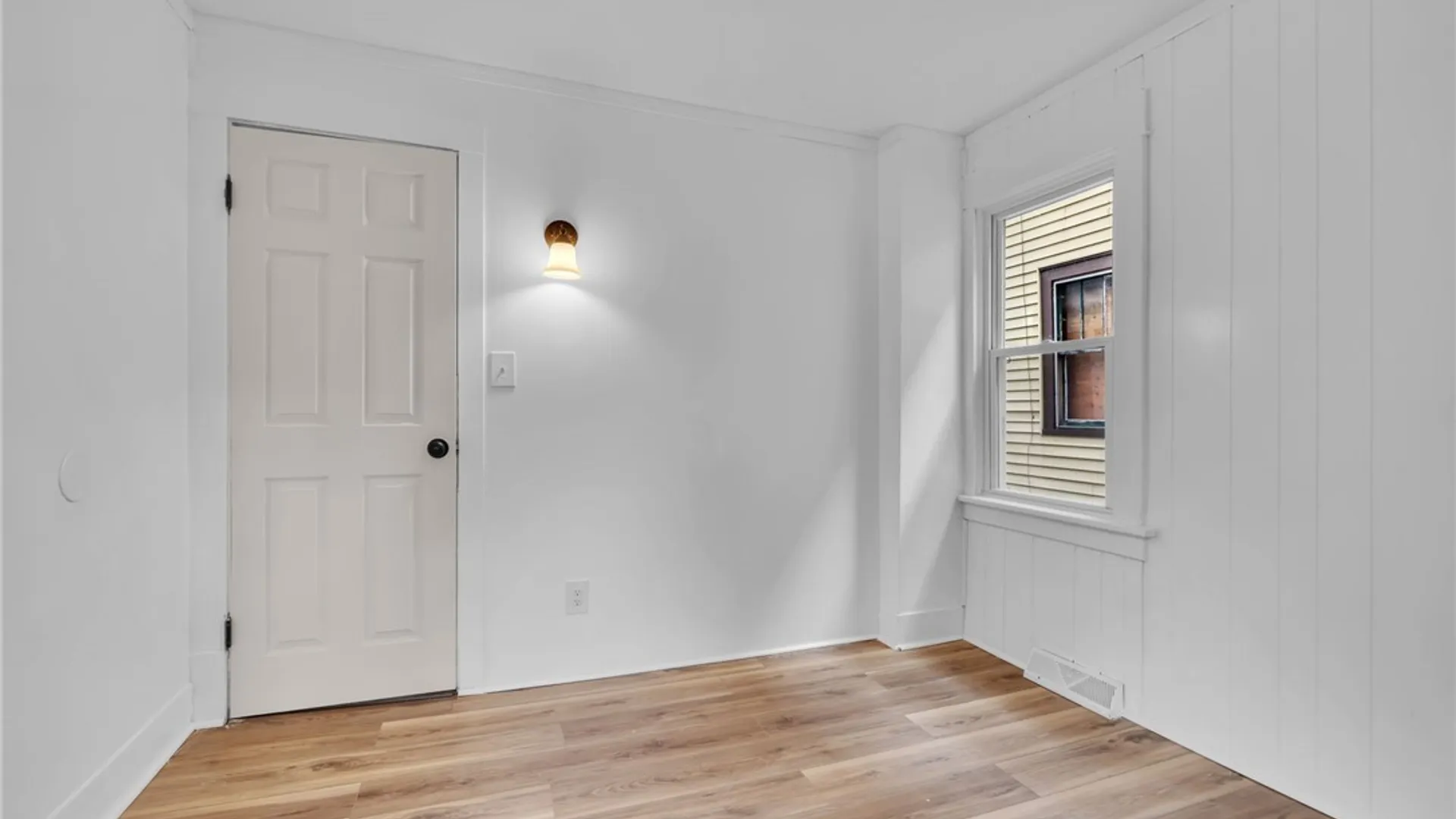 Property at 468 Kensington Avenue, Buffalo, NY 14214 4